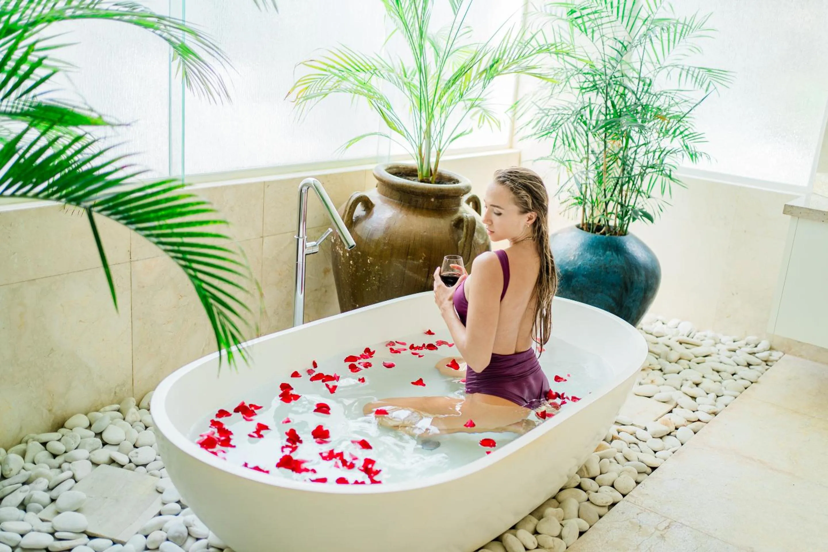 Bath in AQ-VA Hotel & Villas Seminyak
