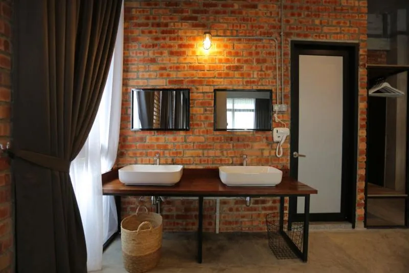 Toilet in Sembayu Villa