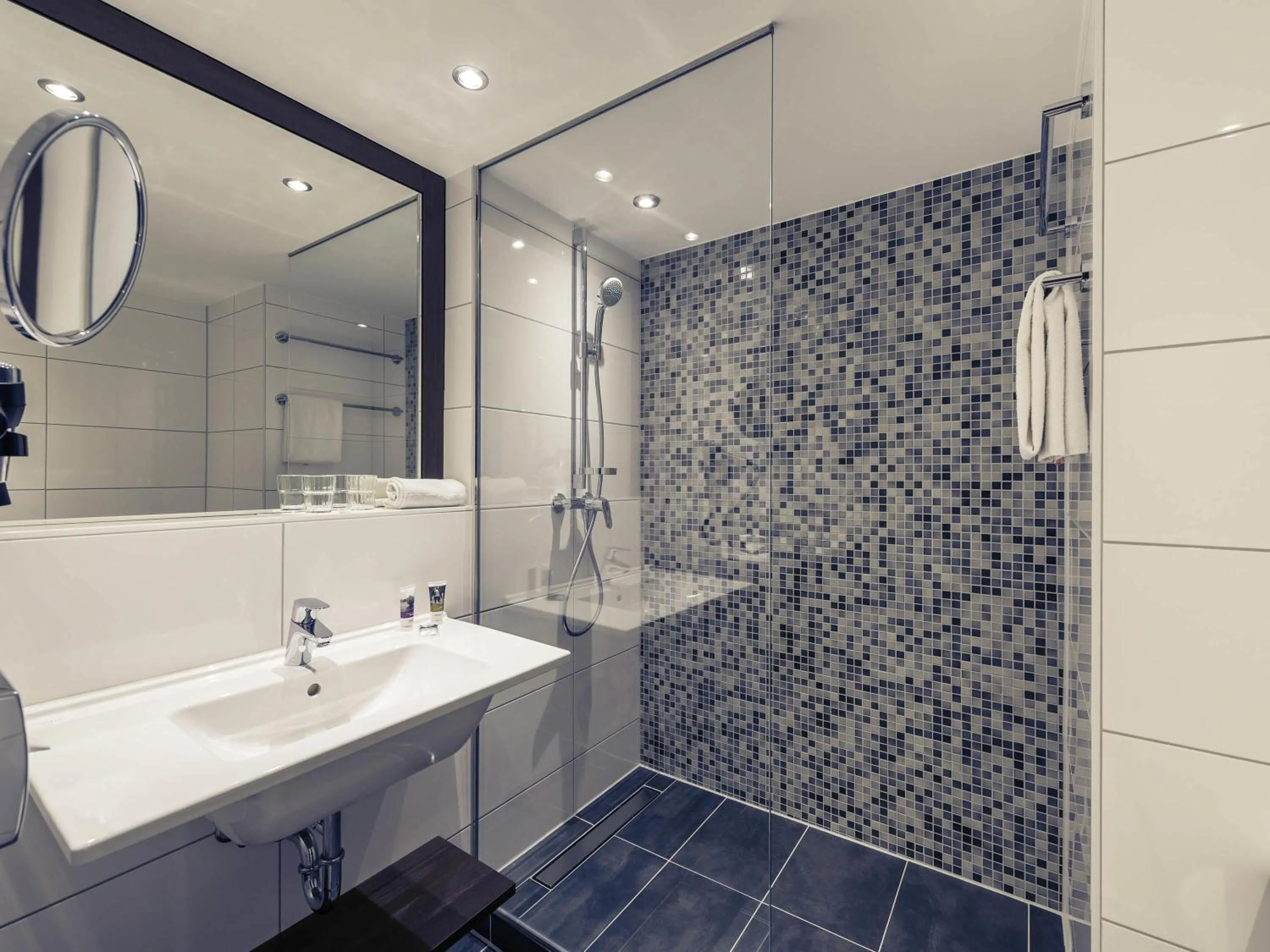 Bedroom in Fürther Hotel Mercure Nürnberg West