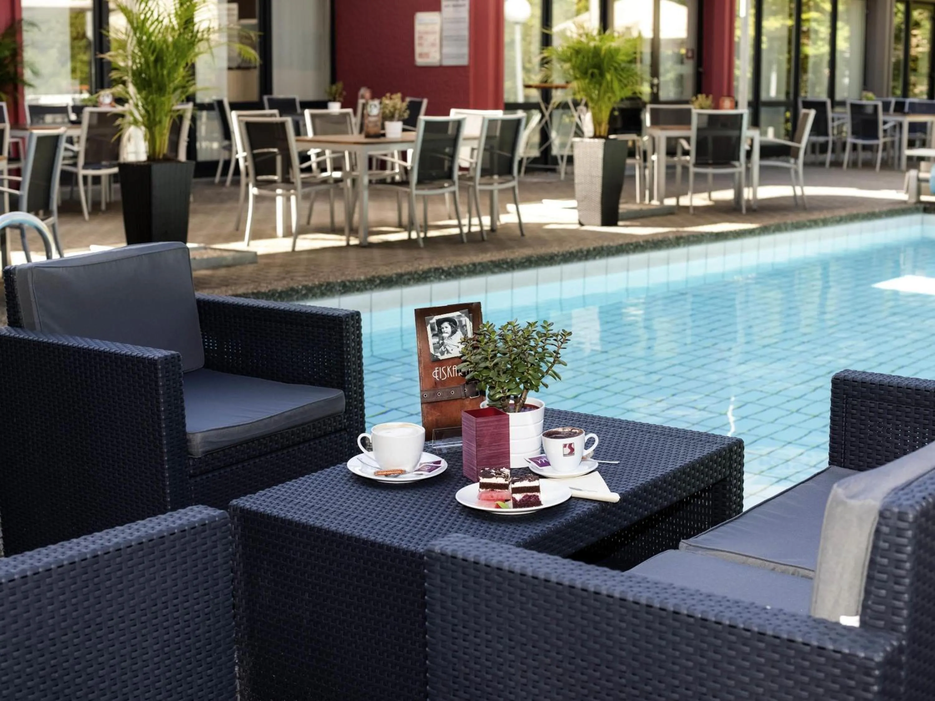 Restaurant/places to eat in Fürther Hotel Mercure Nürnberg West