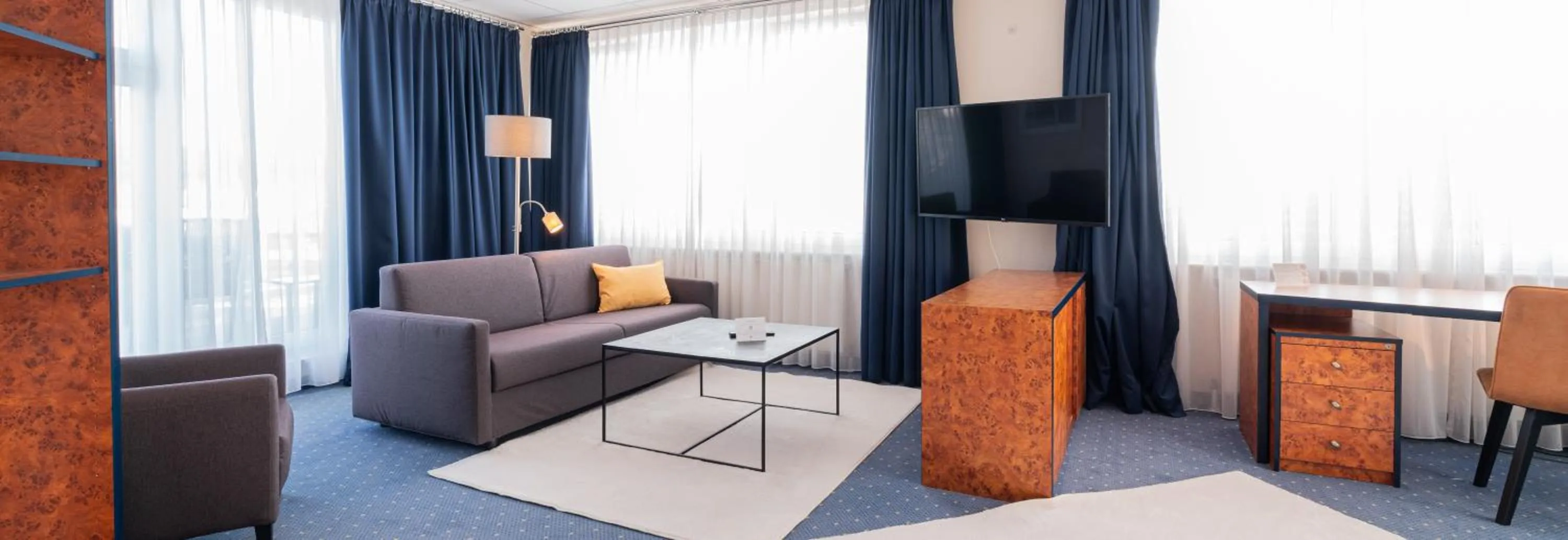 TV and multimedia in Hotel Arkadia