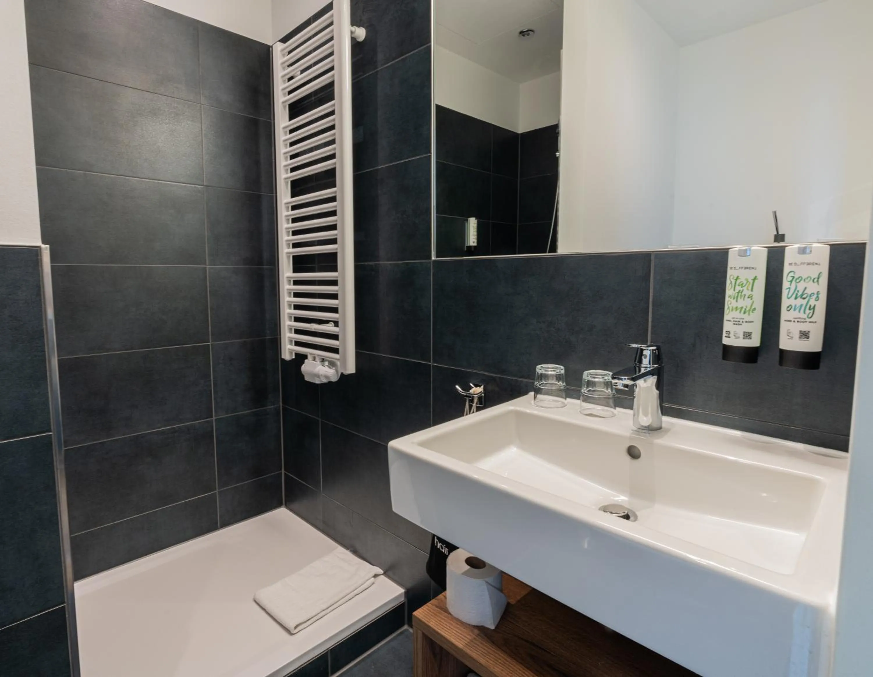 Shower in Hotel Arkadia