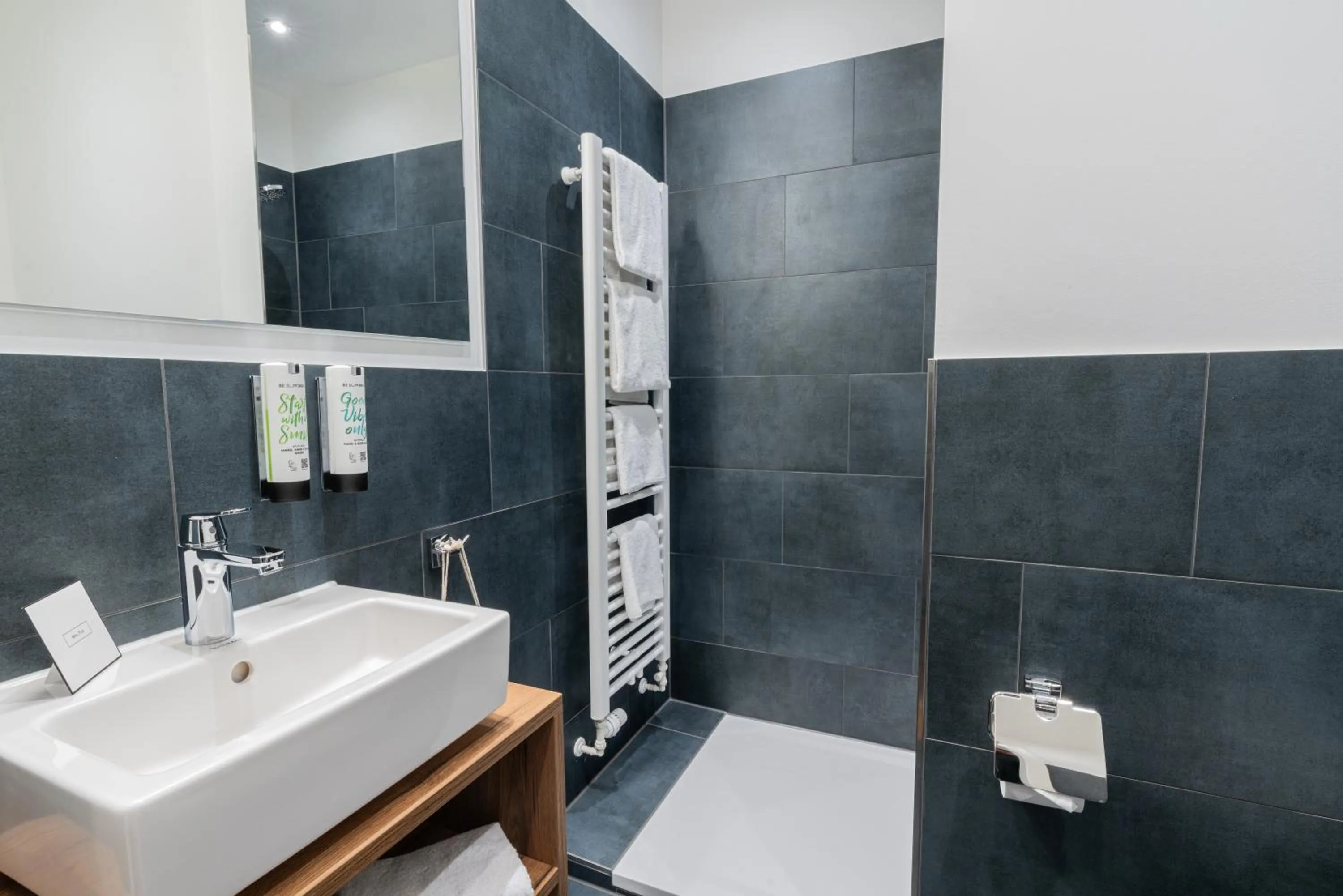 Shower in Hotel Arkadia