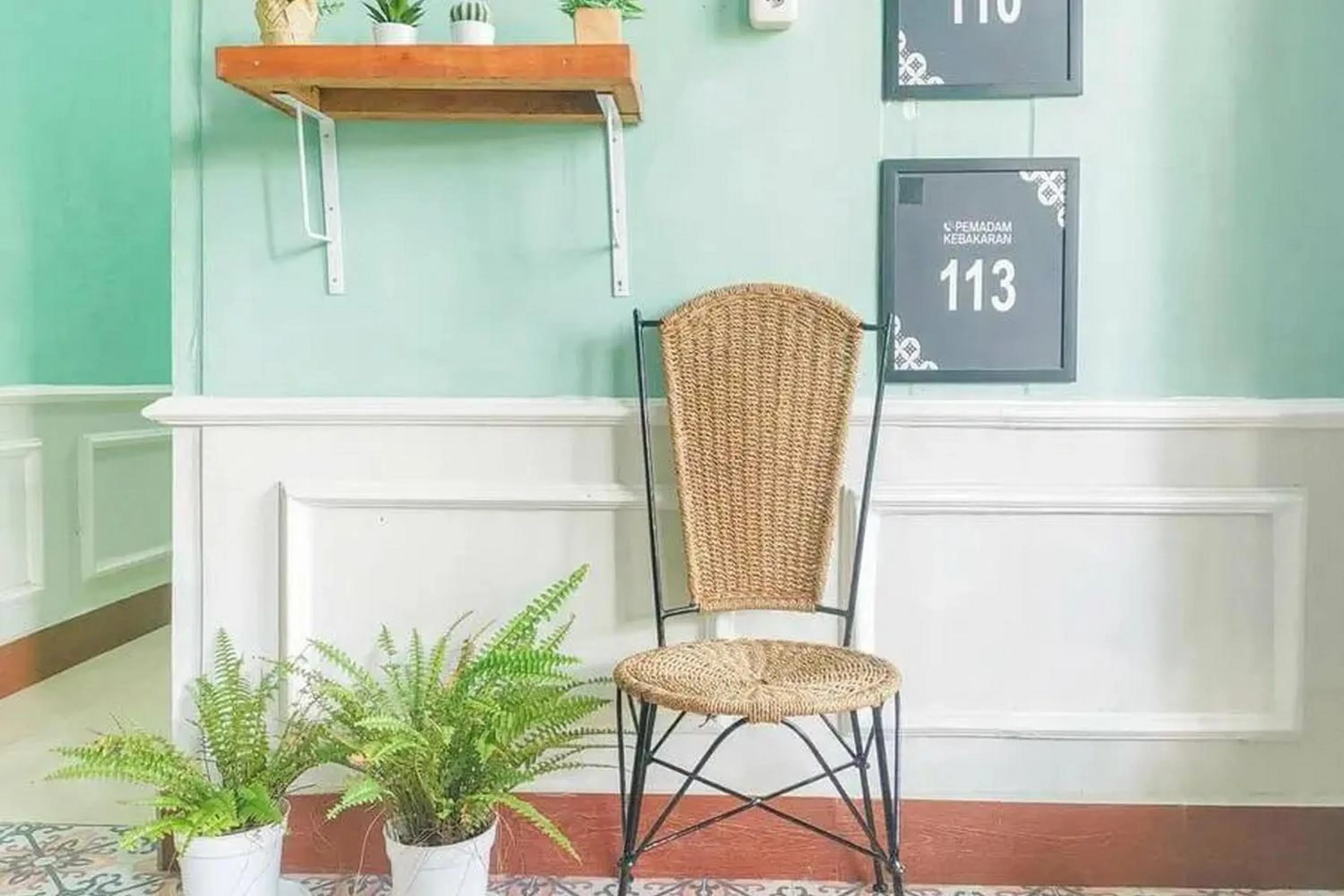 Property building in RedDoorz Syariah at Prapen Jaya Surabaya