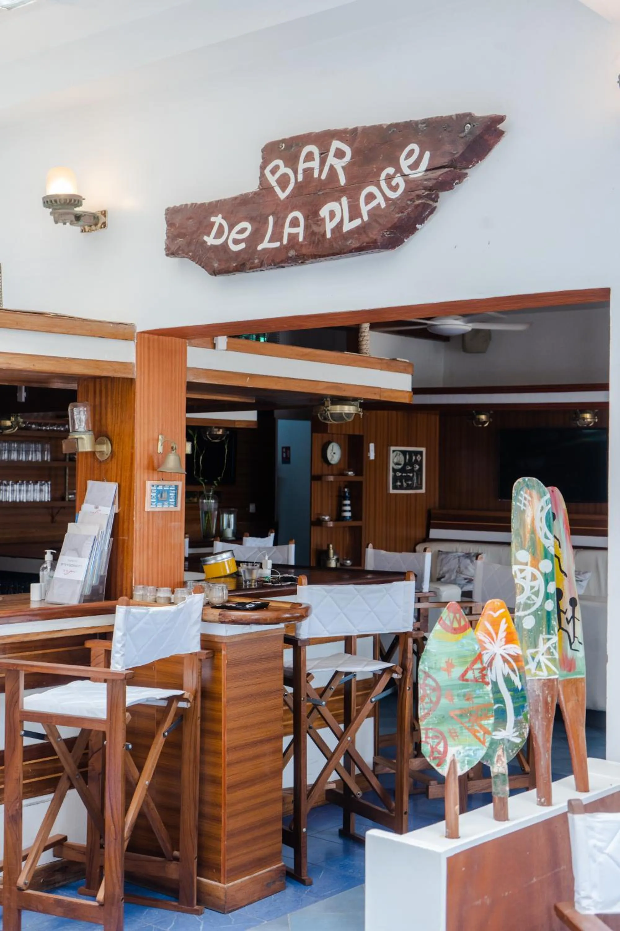 Restaurant/places to eat in La Madrague-Surf Beach Sea