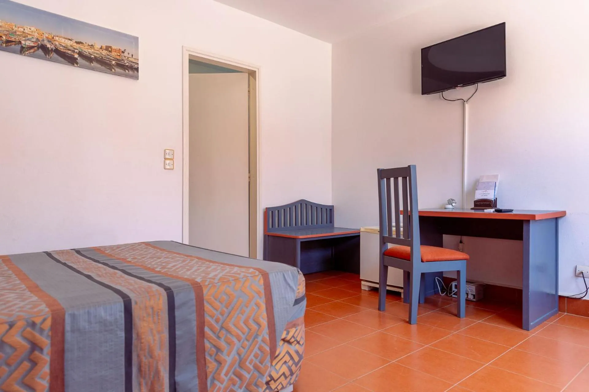 Bed in La Madrague-Surf Beach Sea