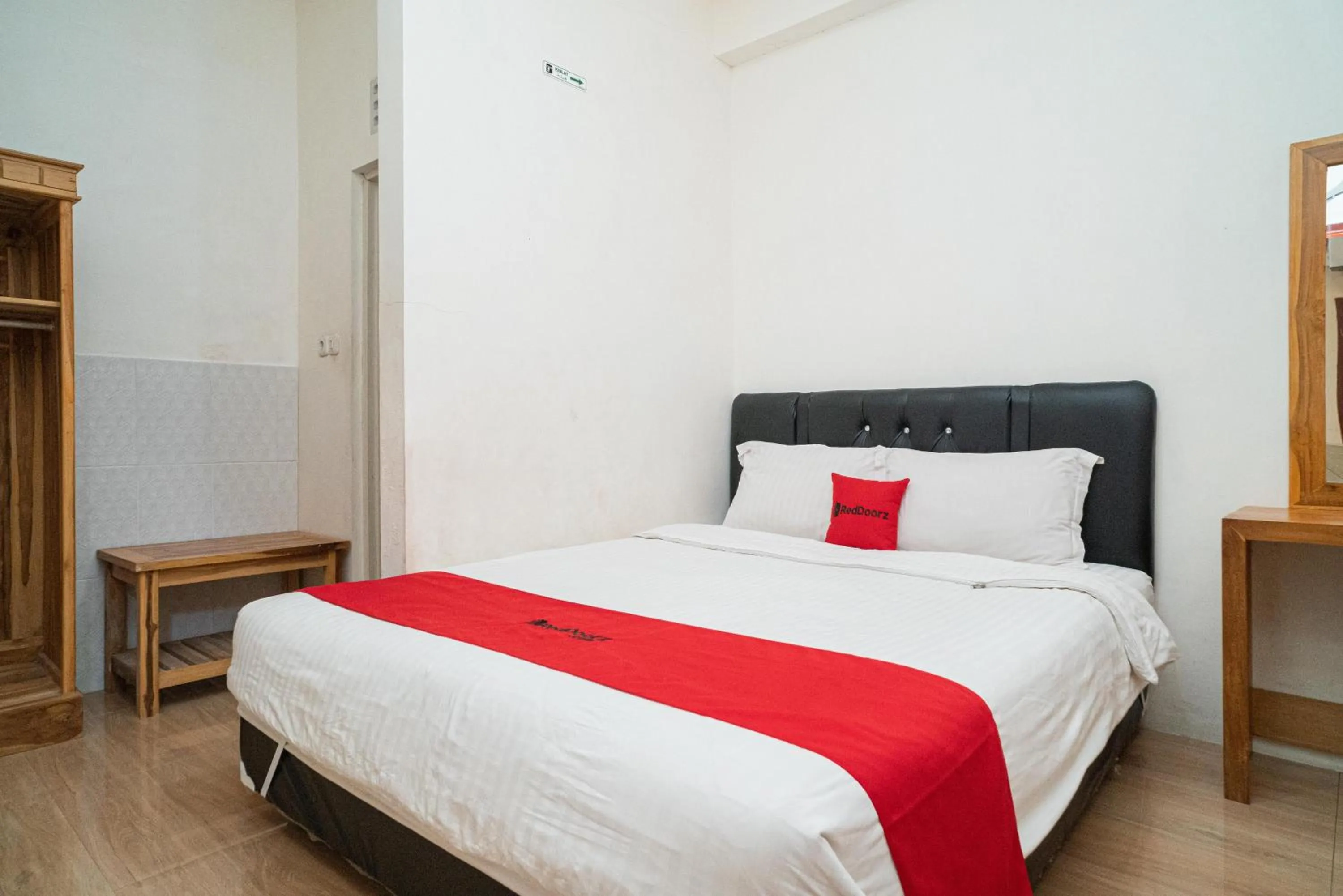 RedDoorz Syariah At Sulfat Malang