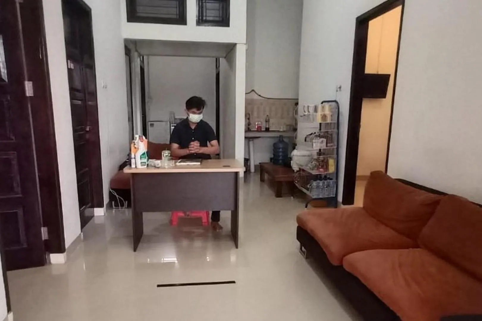 Lobby or reception in RedDoorz Syariah at Galliano Homestay Bukittinggi