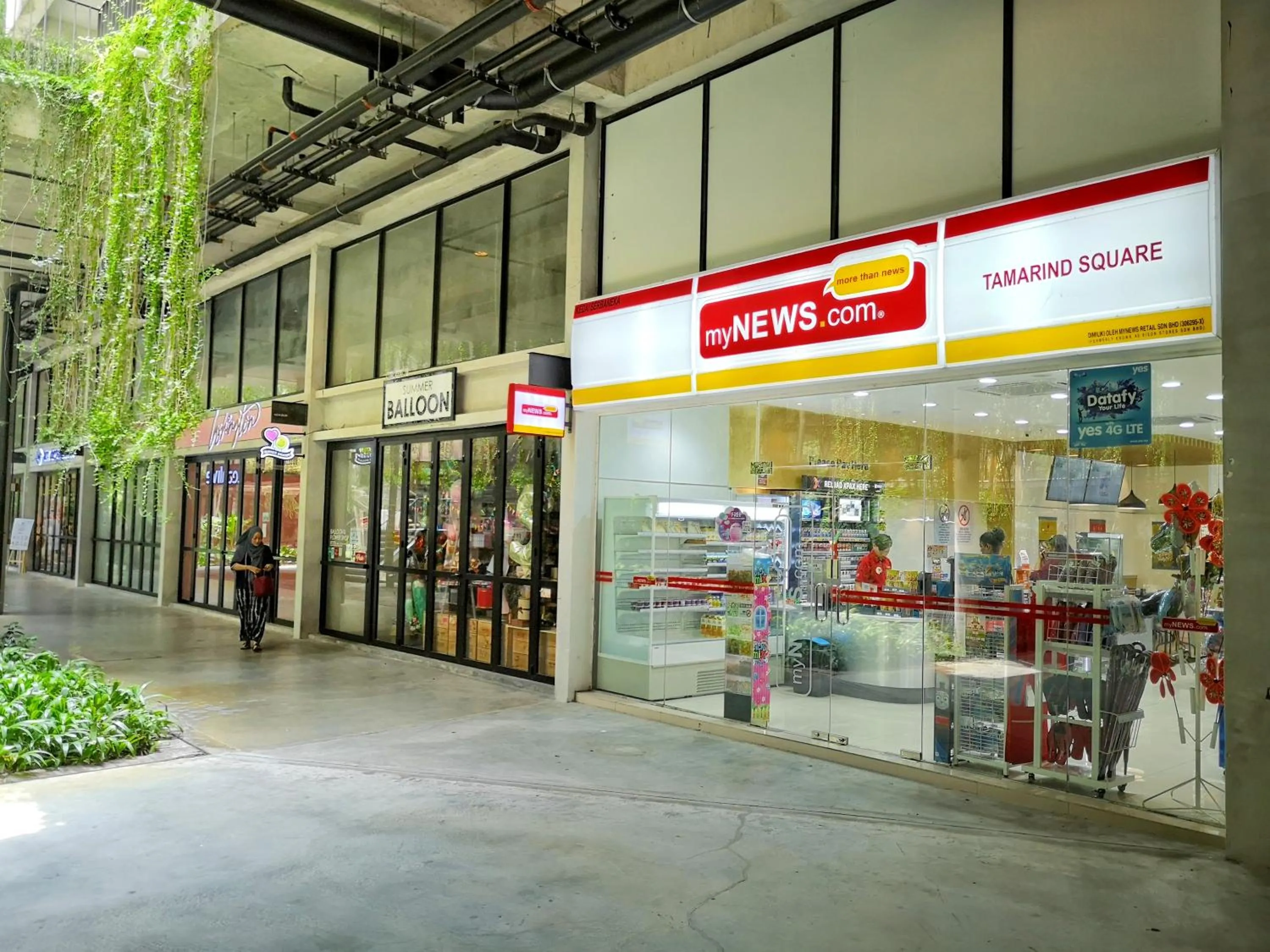 On-site shops in Tamarind Suites by BeeStay Management