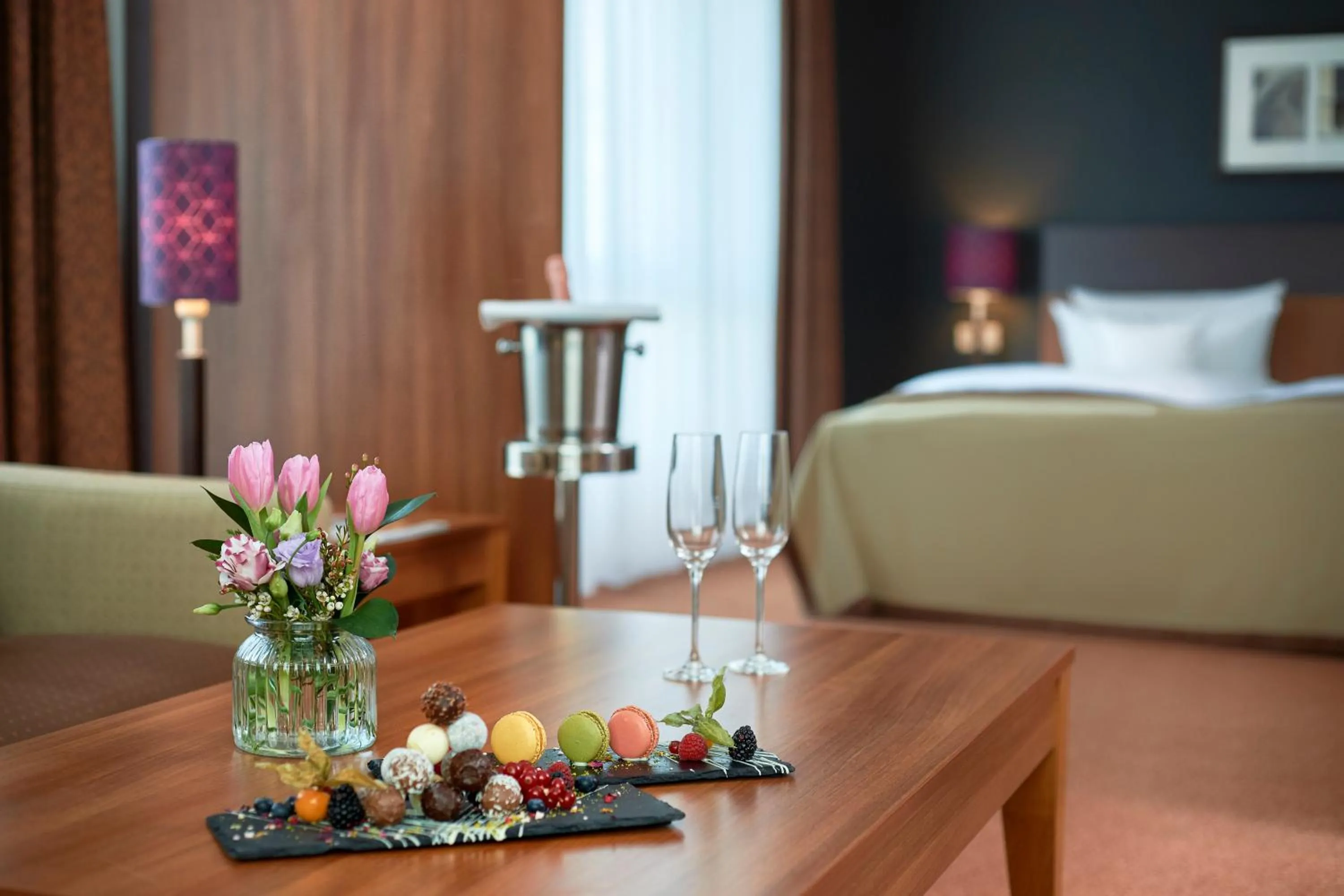 Photo of the whole room, Bed in Dorint Hotel am Dom Erfurt