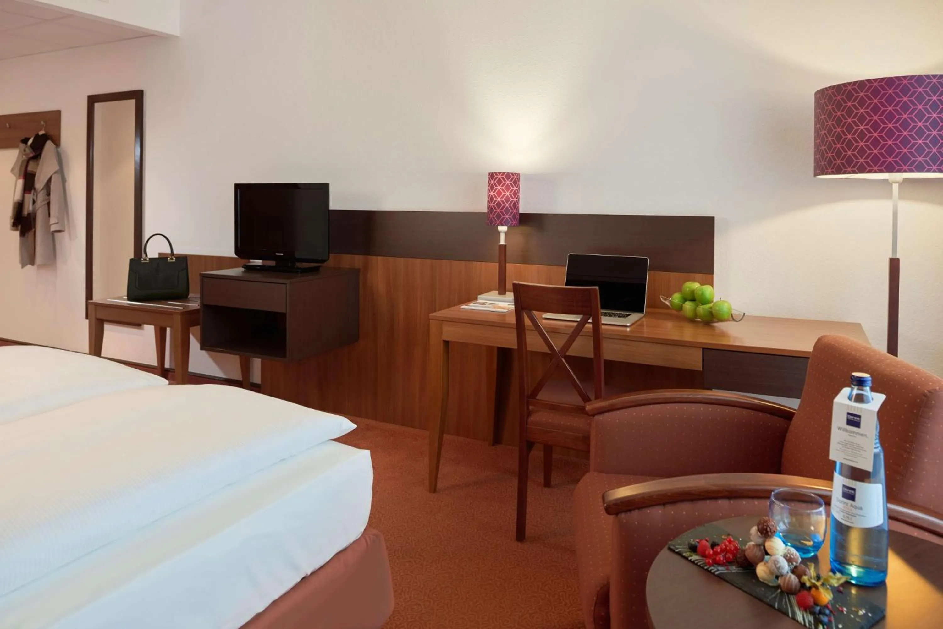 TV and multimedia in Dorint Hotel am Dom Erfurt