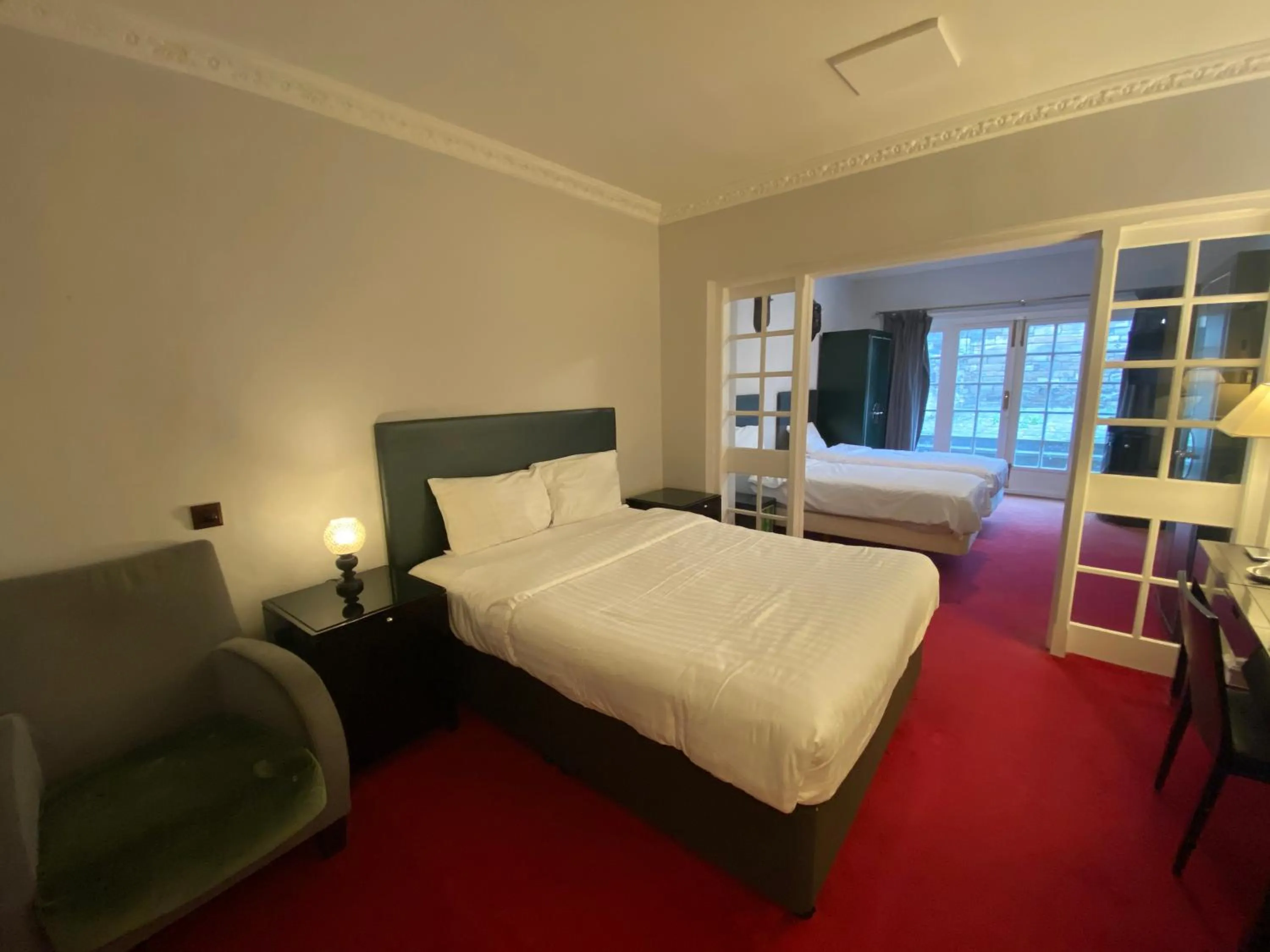 Bedroom, Bed in No6 West Coates