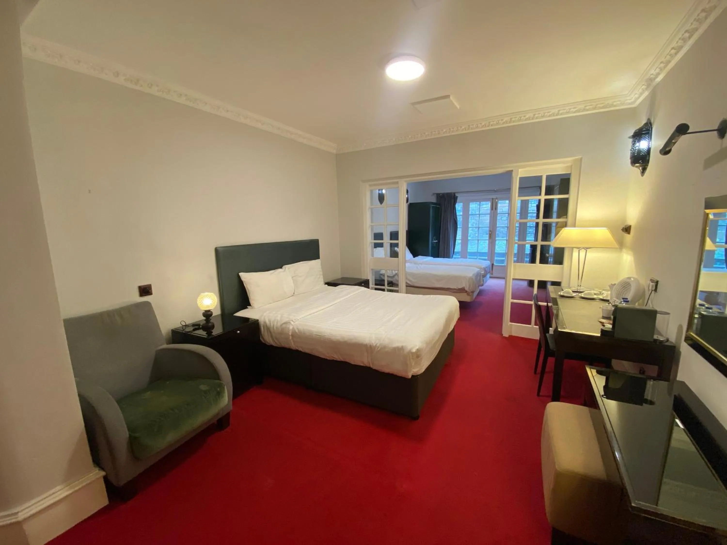 Bed in No6 West Coates