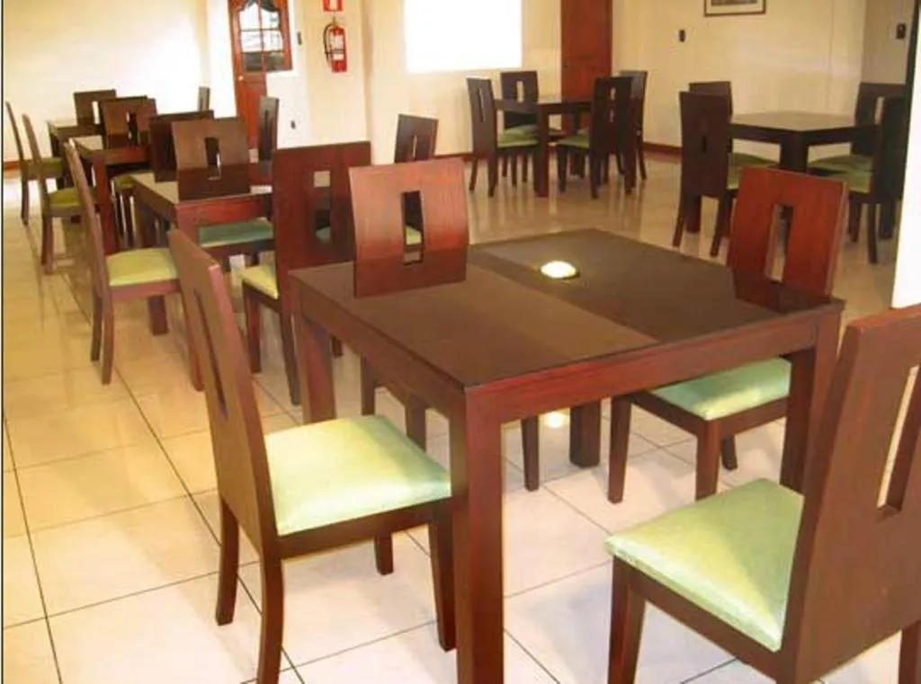 Restaurant/places to eat in Amara Hotel