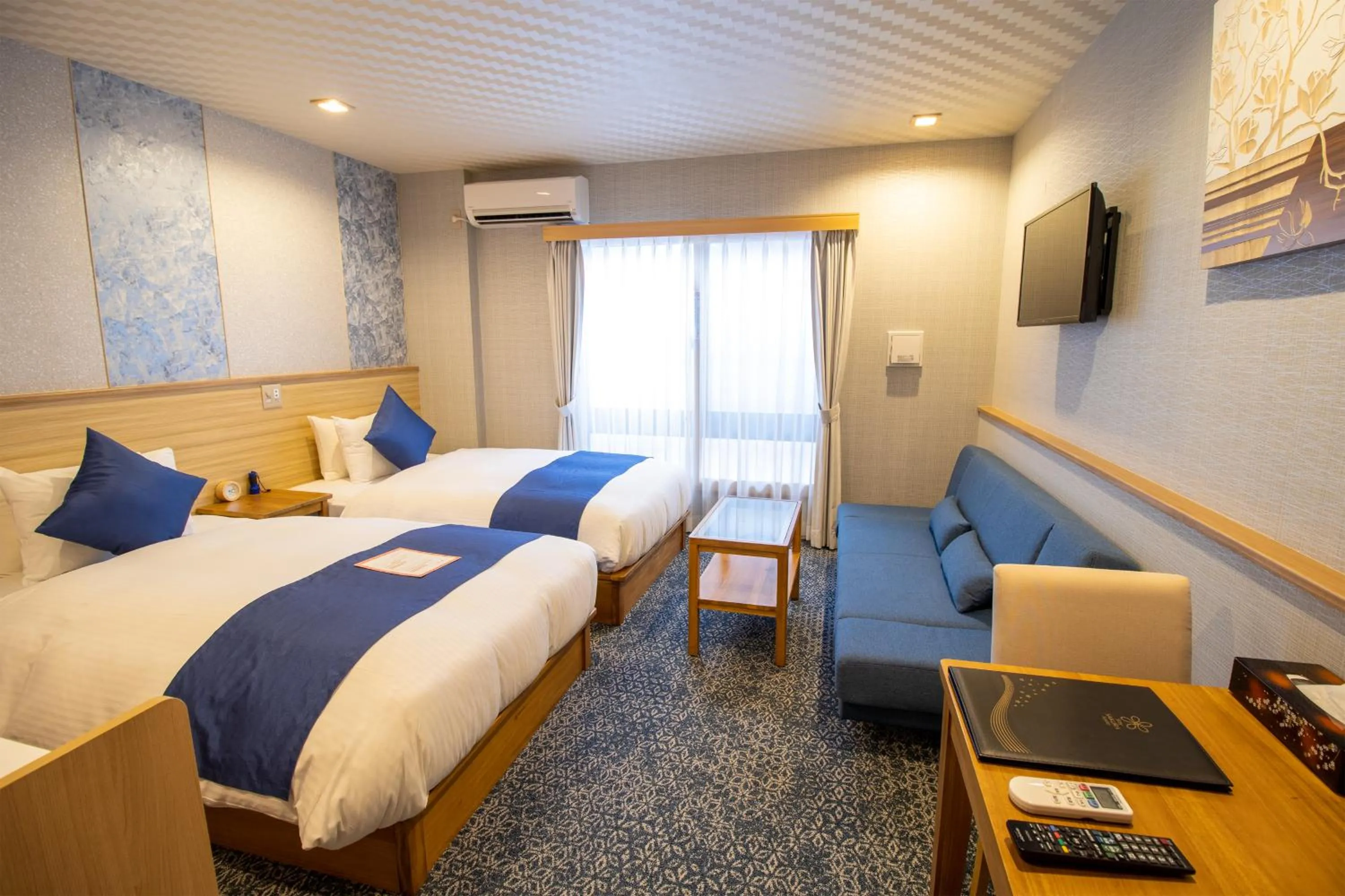 TV and multimedia, Bed in Stay SAKURA Kyoto Tambaguchi