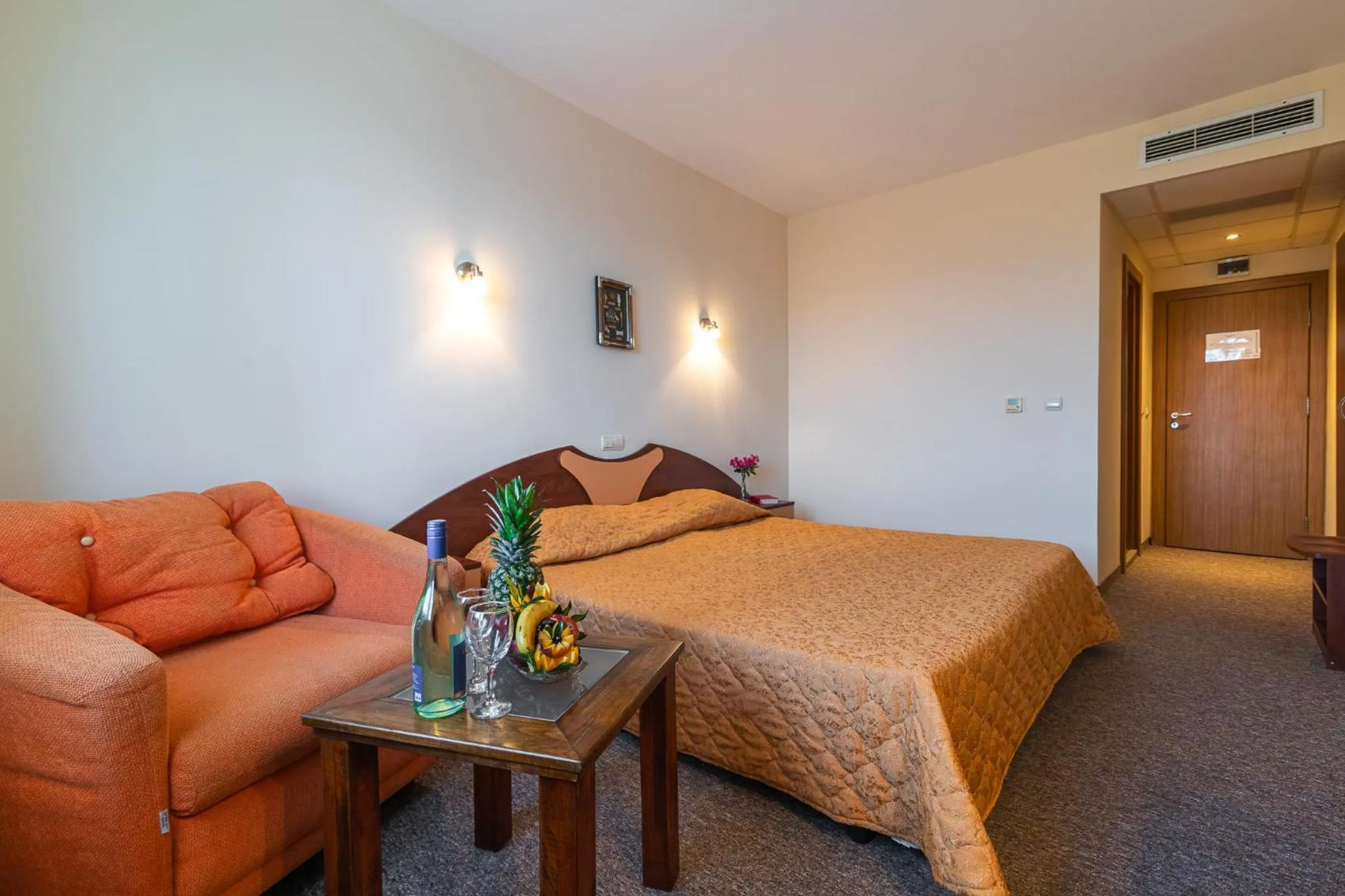 Photo of the whole room, Bed in Adamo Hotel