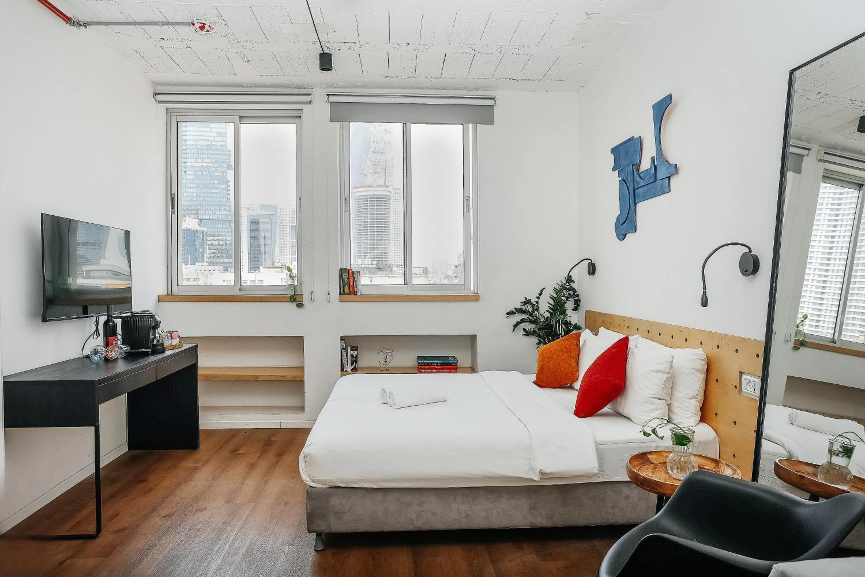 Bed in Domus Metro Hotel