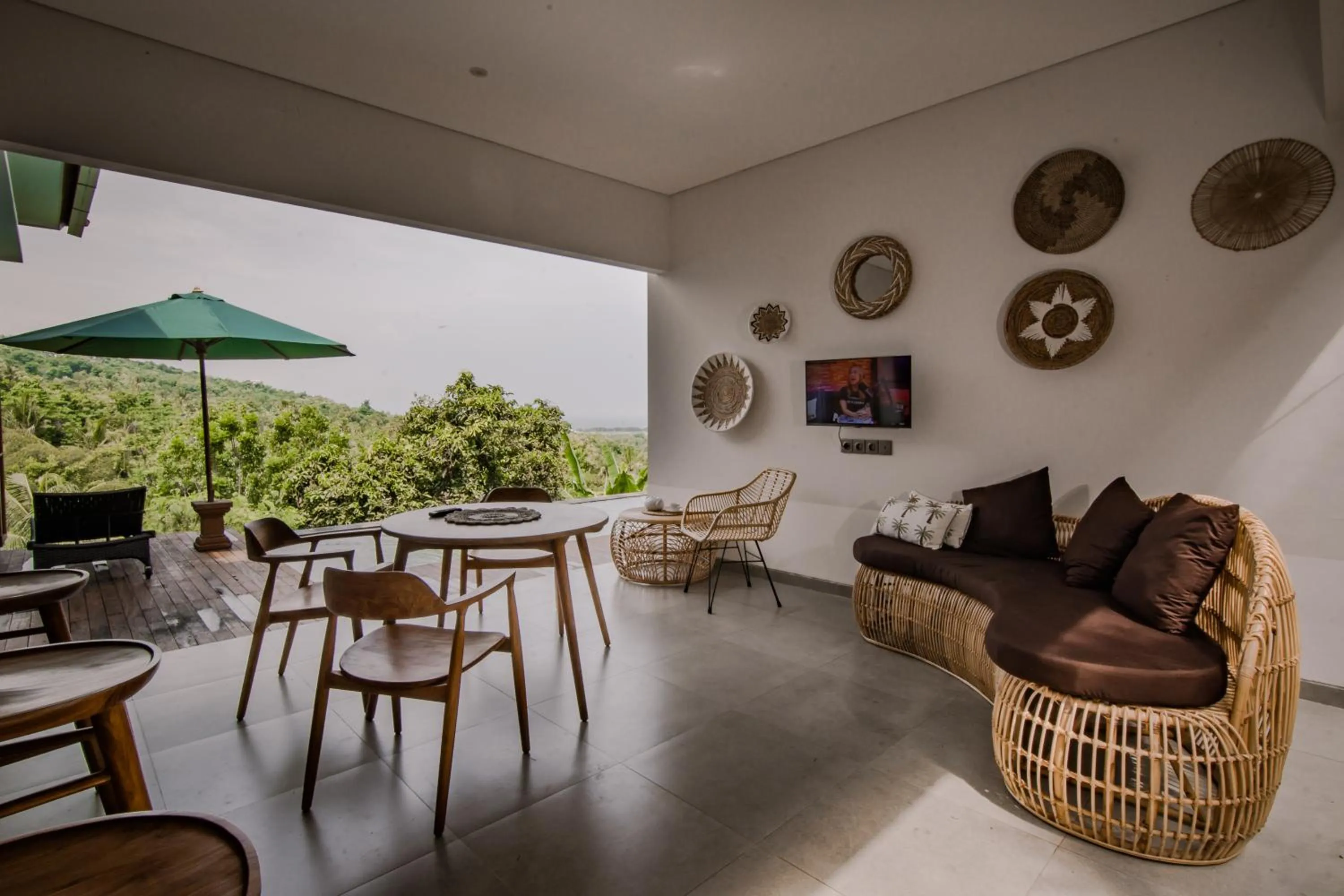 Seating area in Abinawa Hill