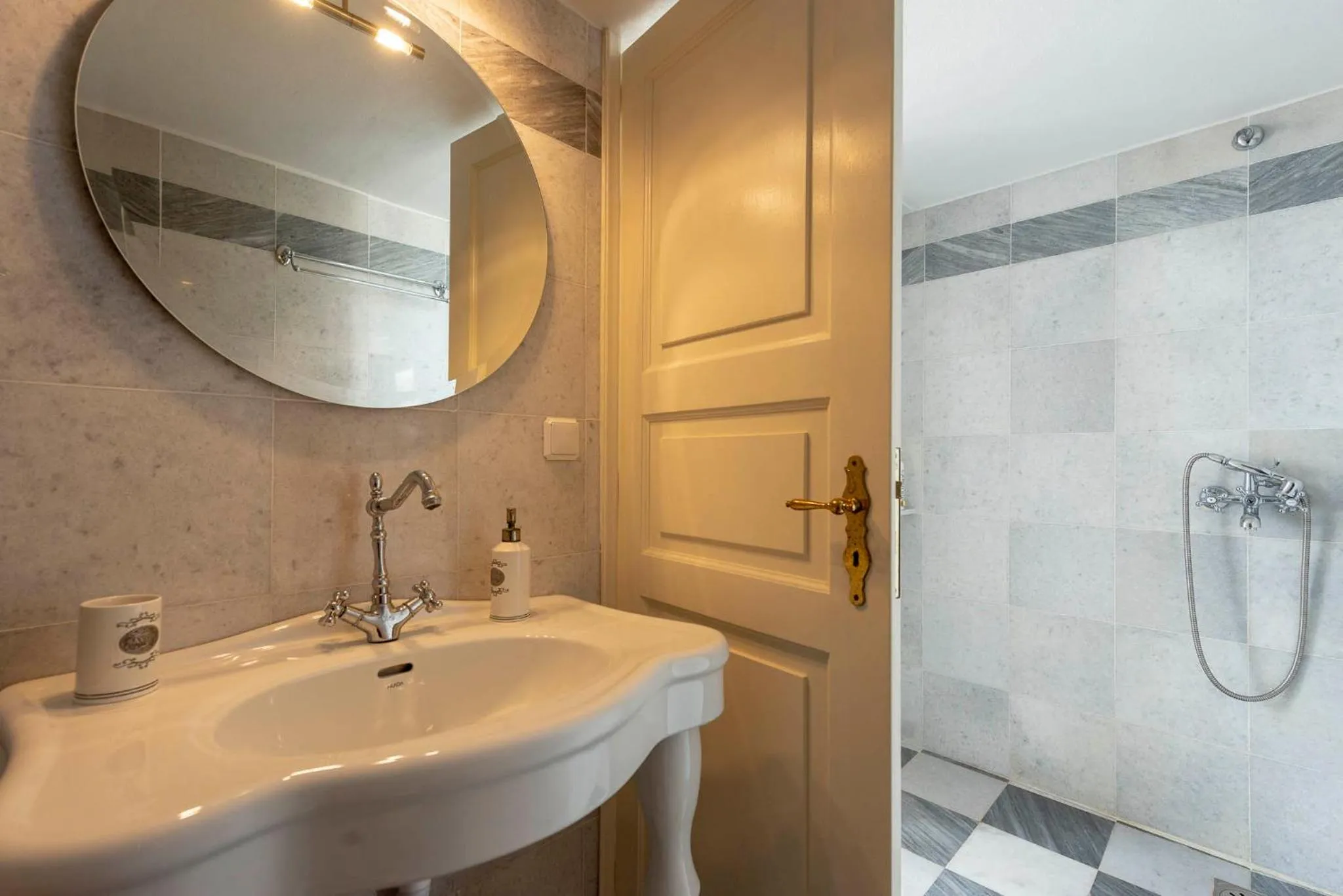 Shower in Villa Maria-Syros