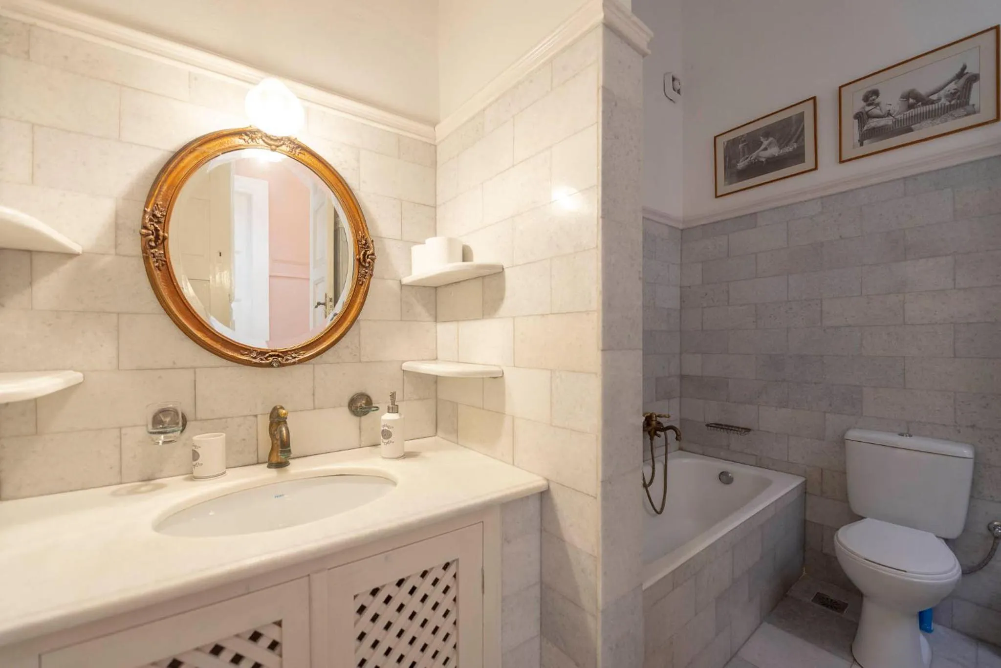 Bathroom in Villa Maria-Syros