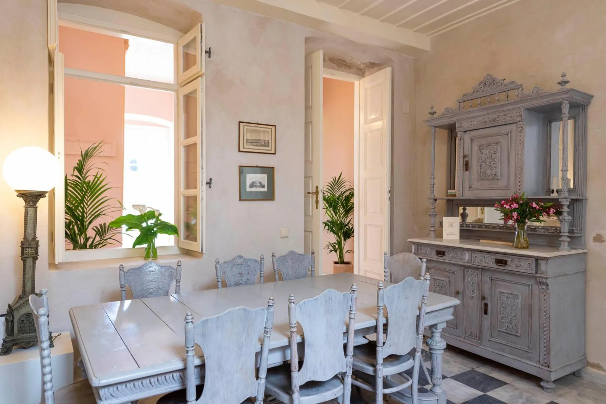Dining area in Villa Maria-Syros