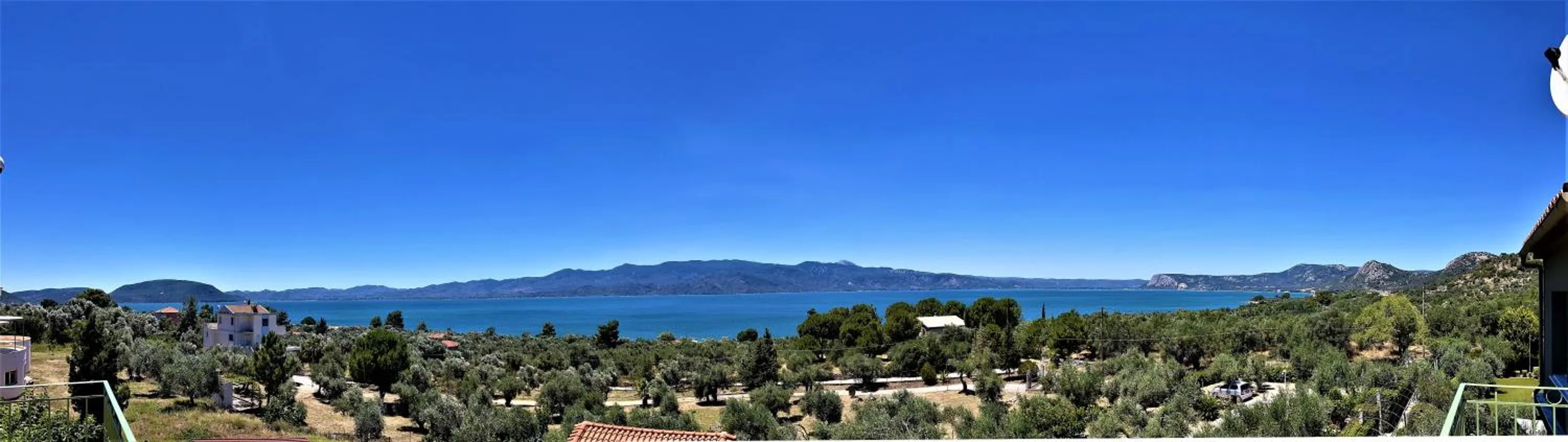 Ampoulos Rooms & Apartments