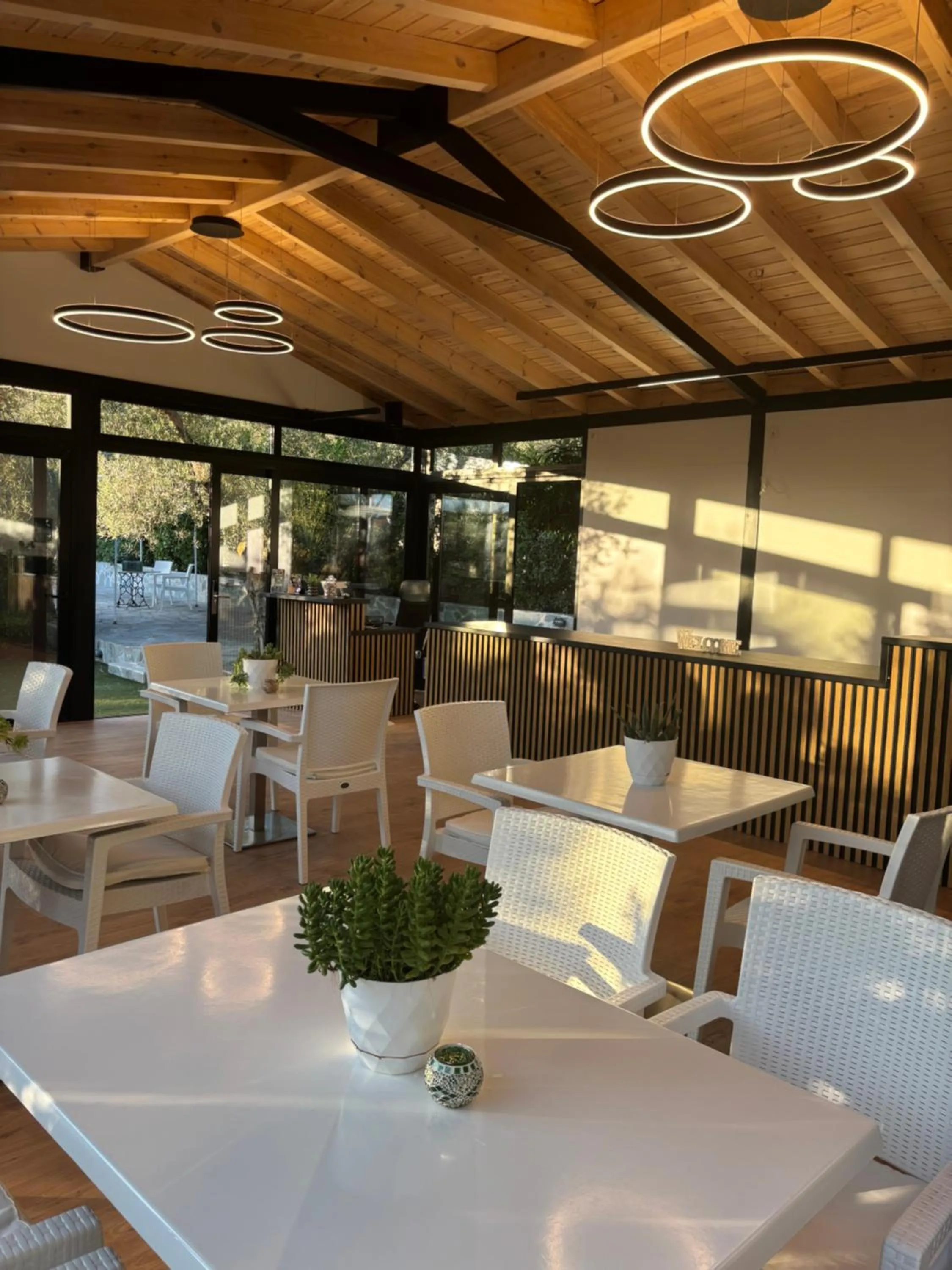 Breakfast in Ampoulos Rooms & Apartments