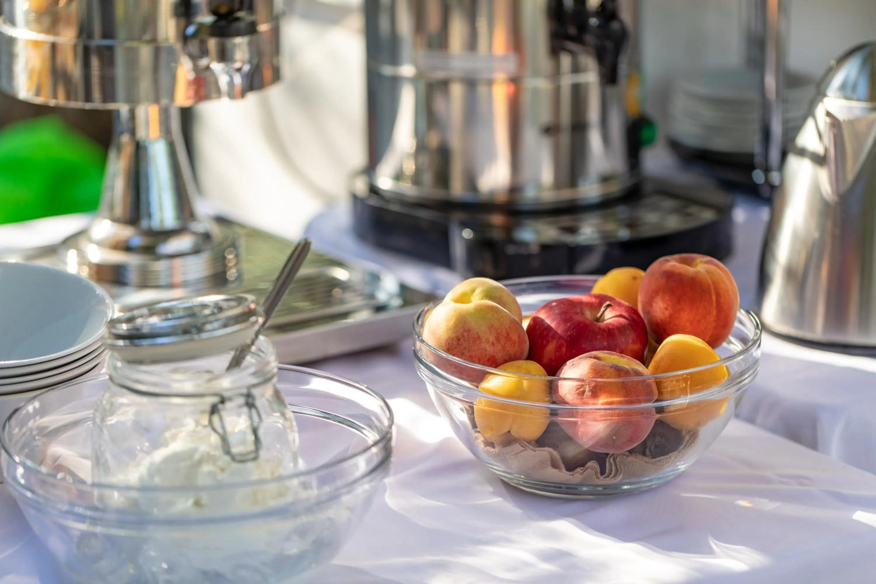 Ampoulos Rooms & Apartments