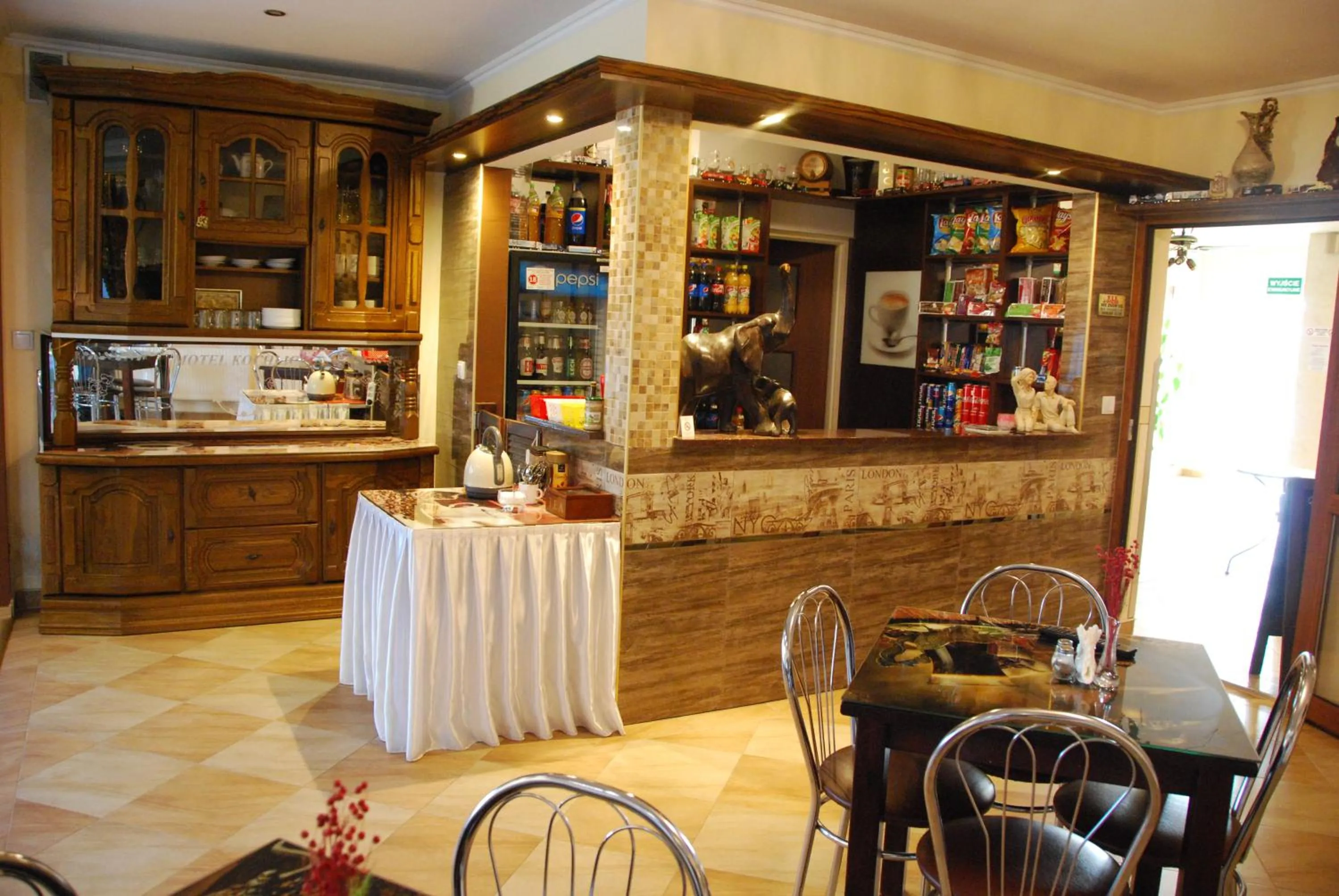 Restaurant/places to eat in Noclegi Kochlice