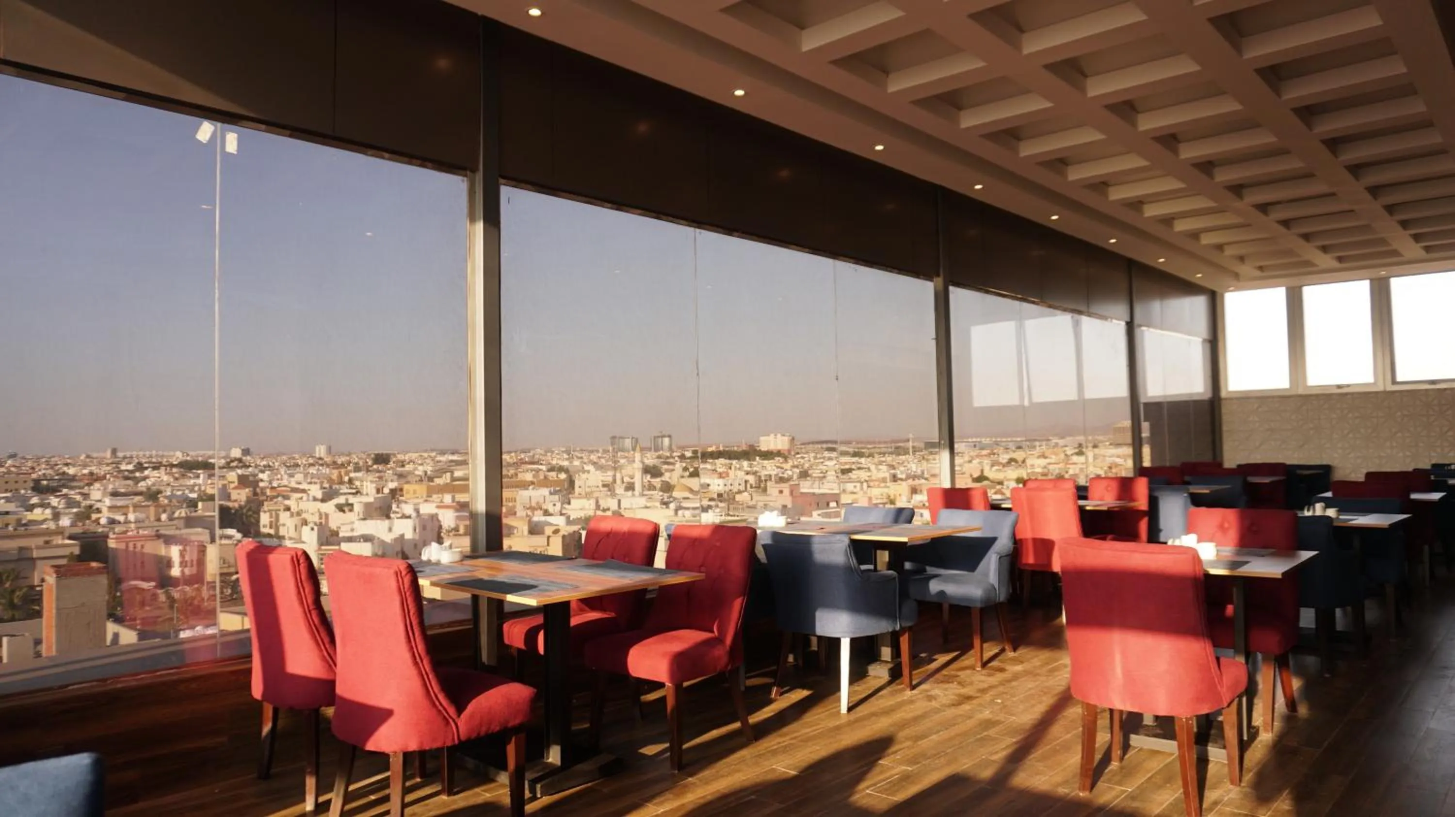 Restaurant/places to eat in Eva Hotel