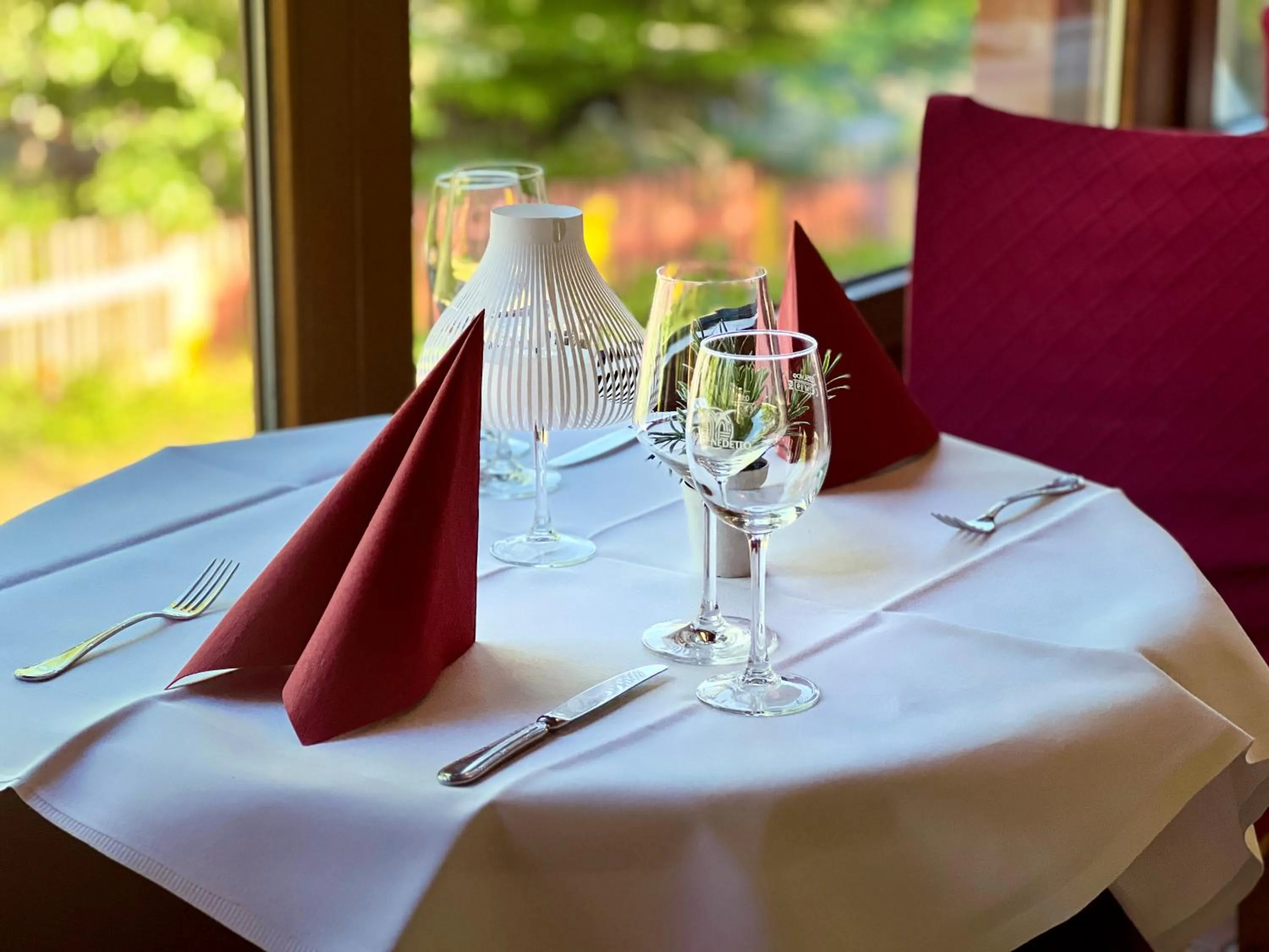 Restaurant/places to eat in Hotel Siebeneichen