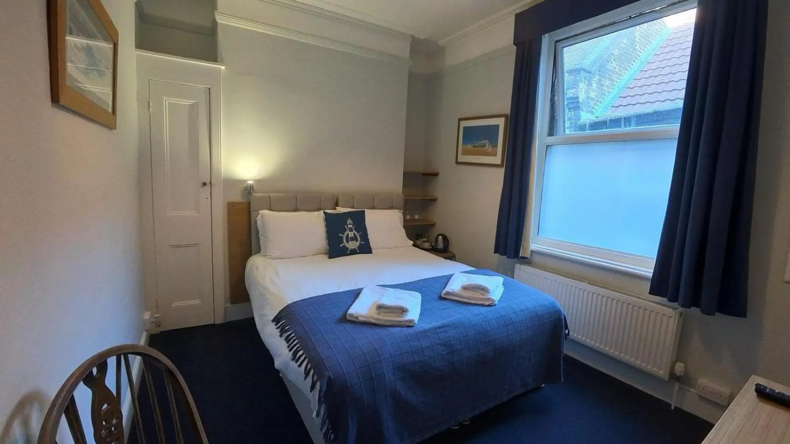 Bedroom, Bed in Royal Temple Yacht Club