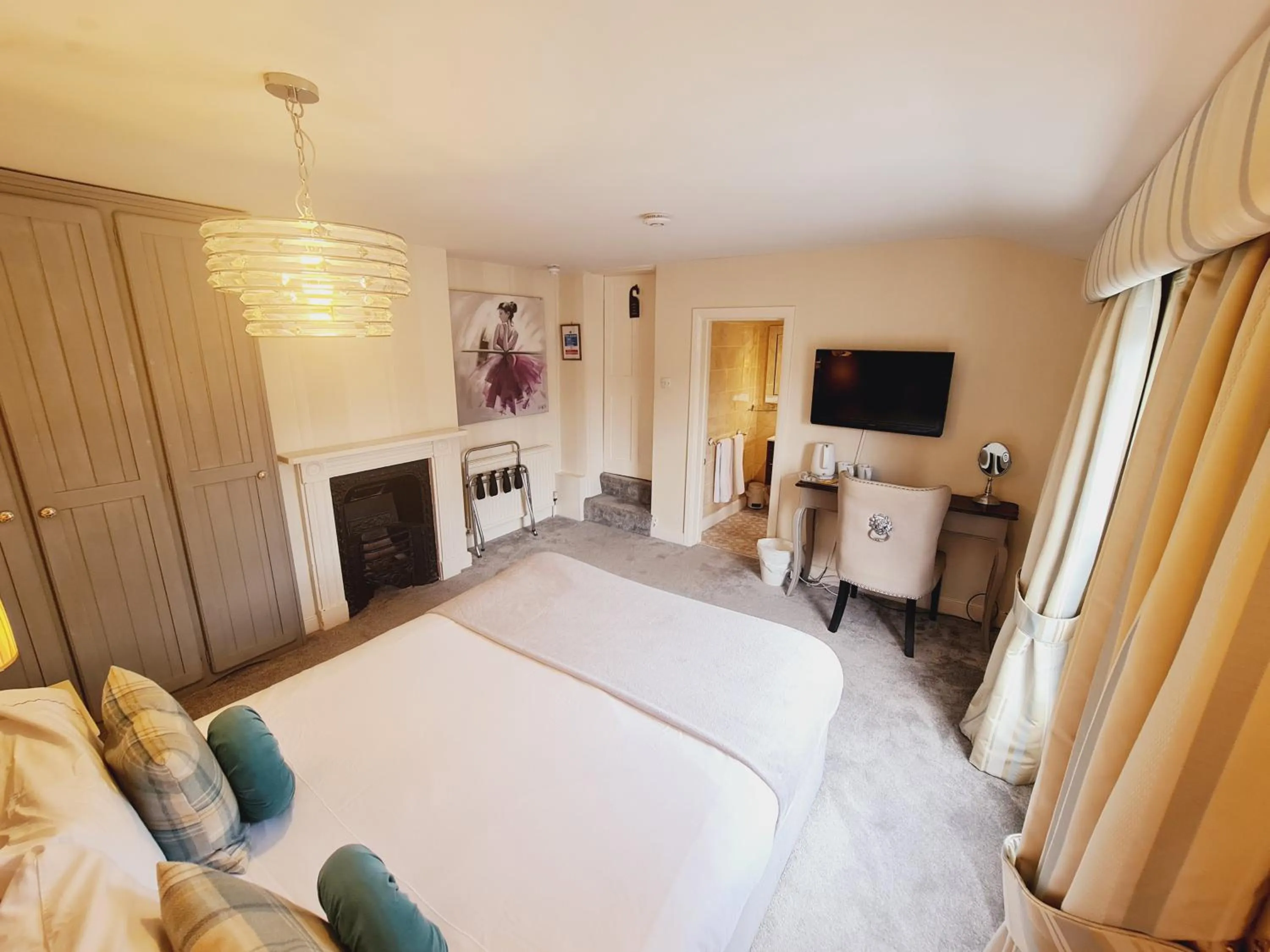 Bed in Beaufort Lodge - Town centre - Free parking