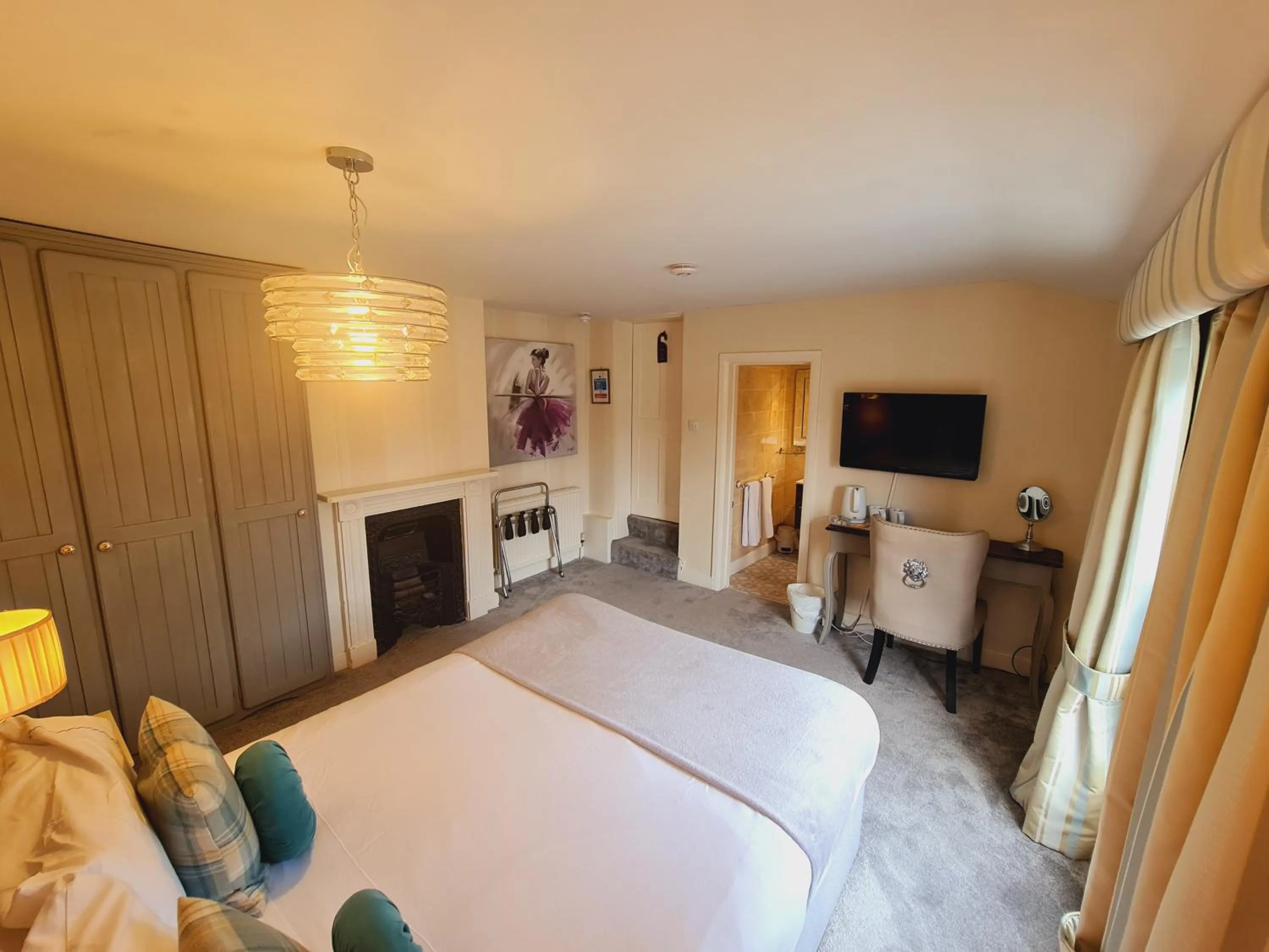 Bed in Beaufort Lodge - Town centre - Free parking