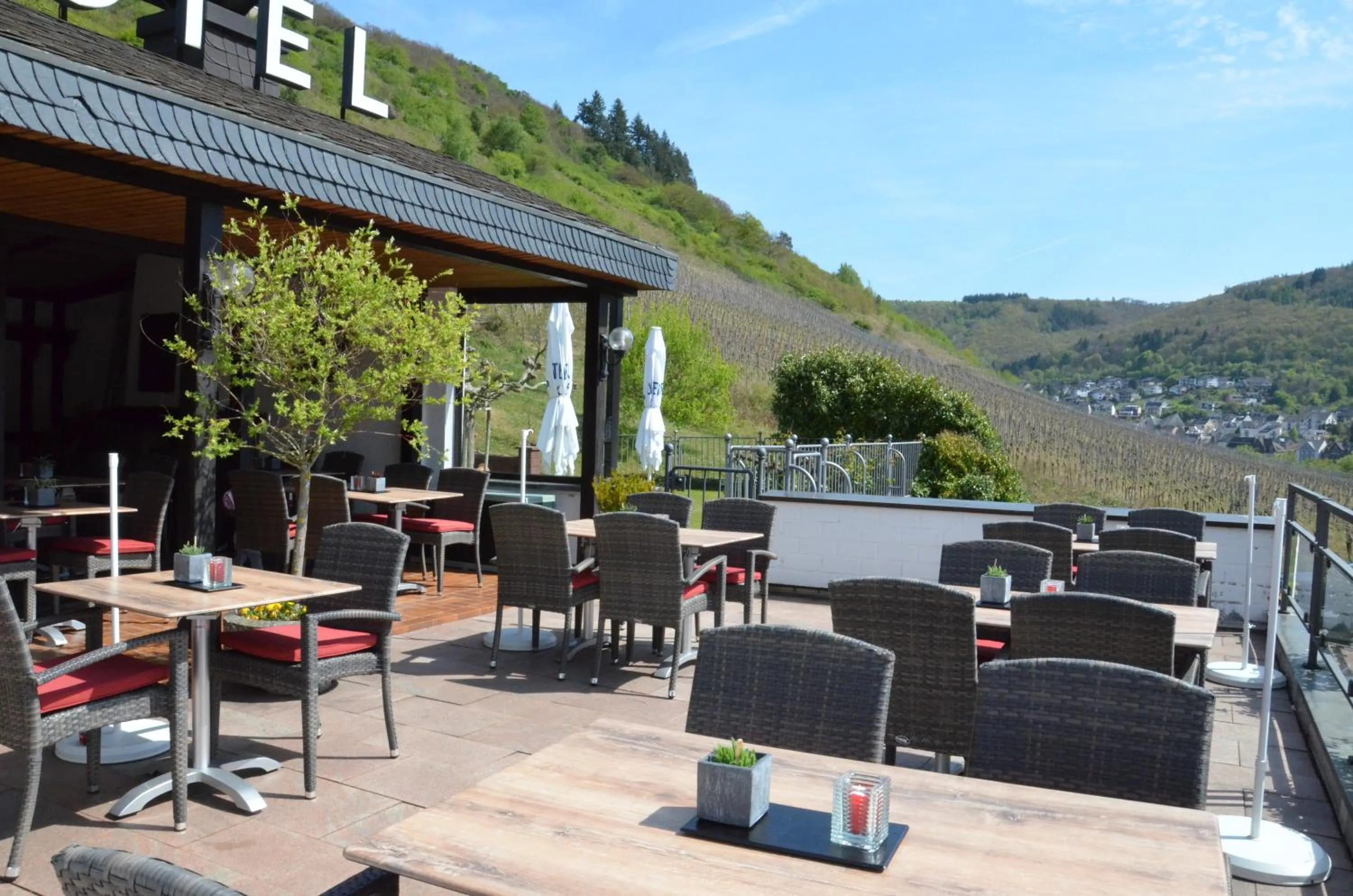 Balcony/Terrace in Flair Hotel am Rosenhügel - Garni