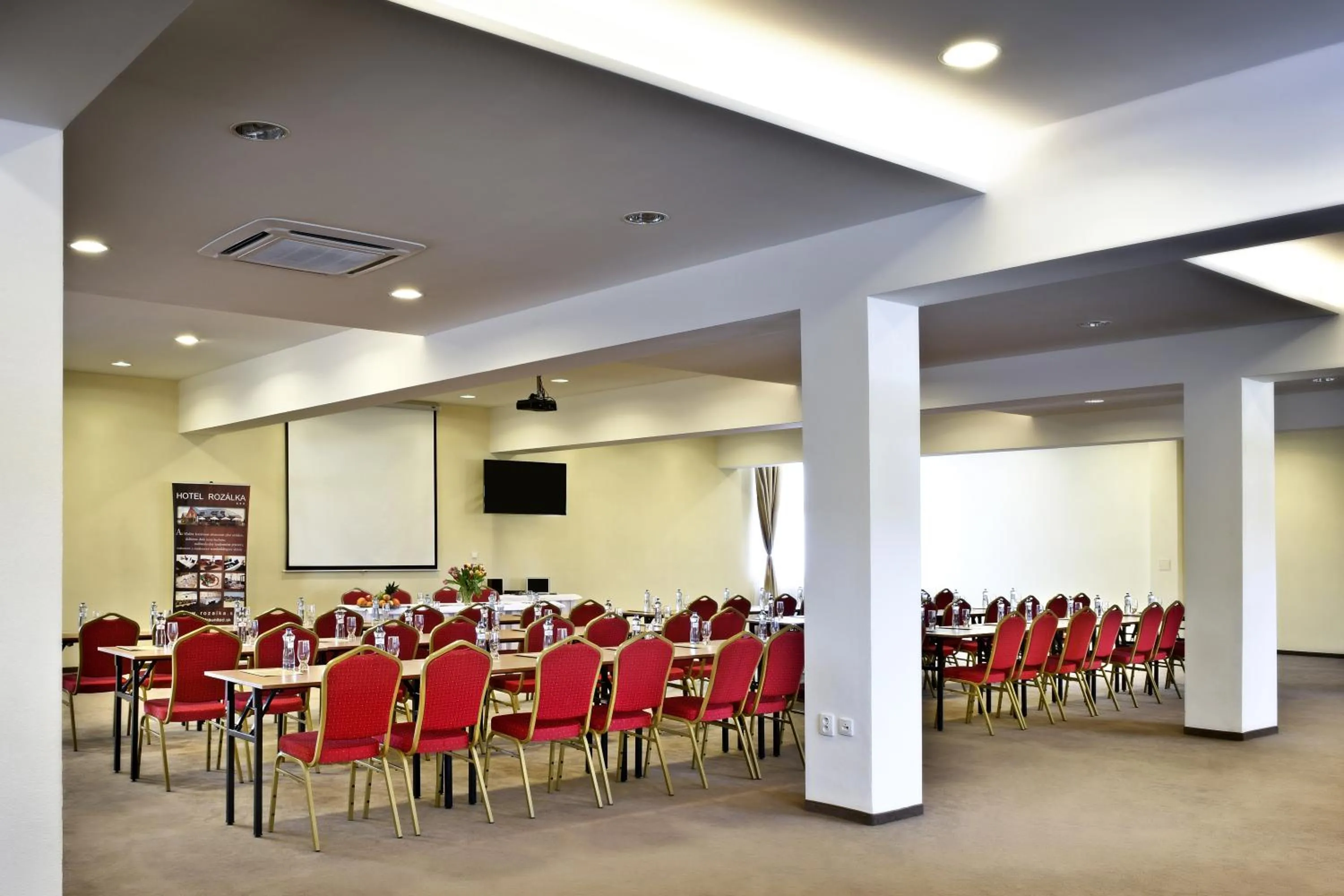 Area and facilities in Hotel Rozálka