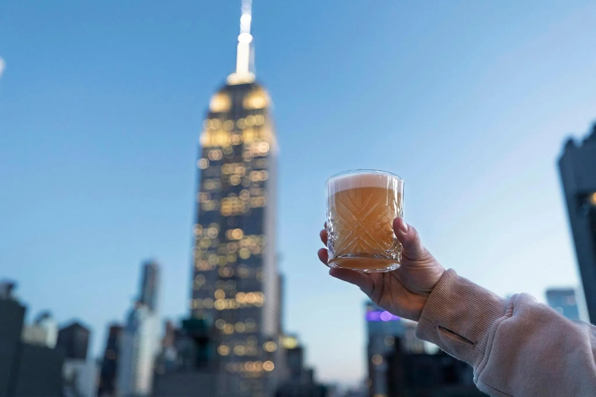 Restaurant/places to eat in Archer Hotel New York