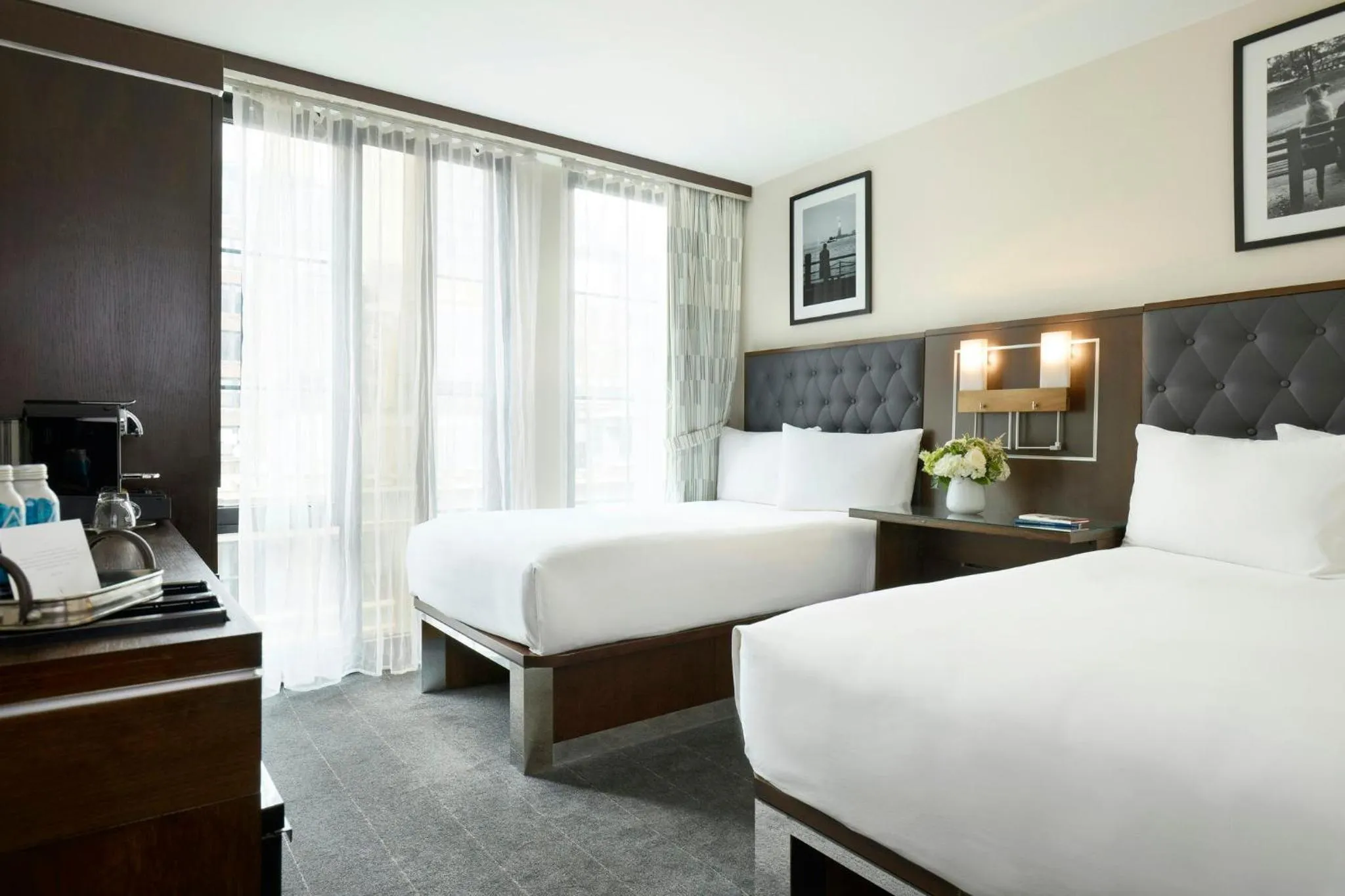 Photo of the whole room, Bed in Archer Hotel New York