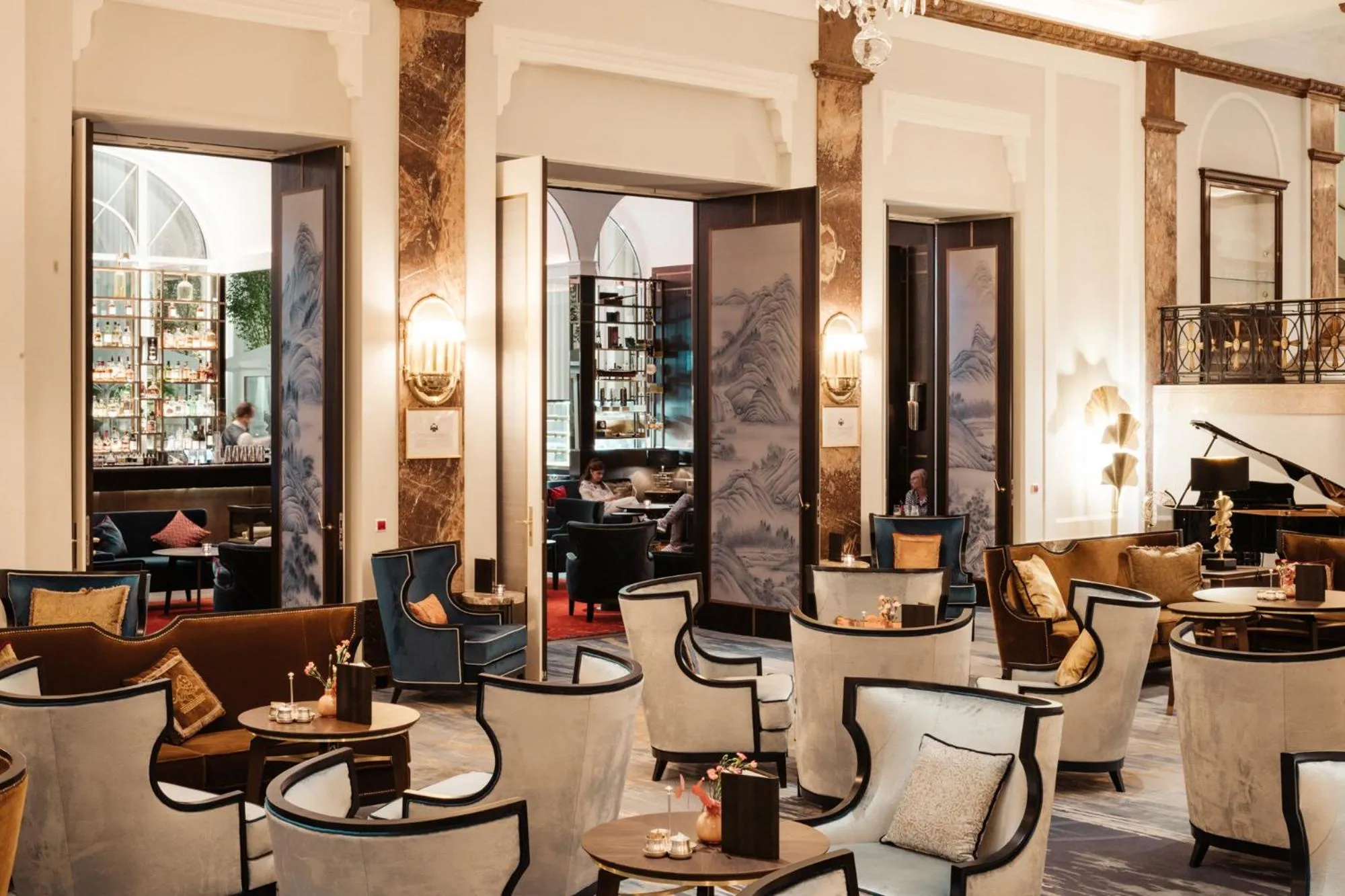 Seating area in Hotel Atlantic Hamburg, Autograph Collection