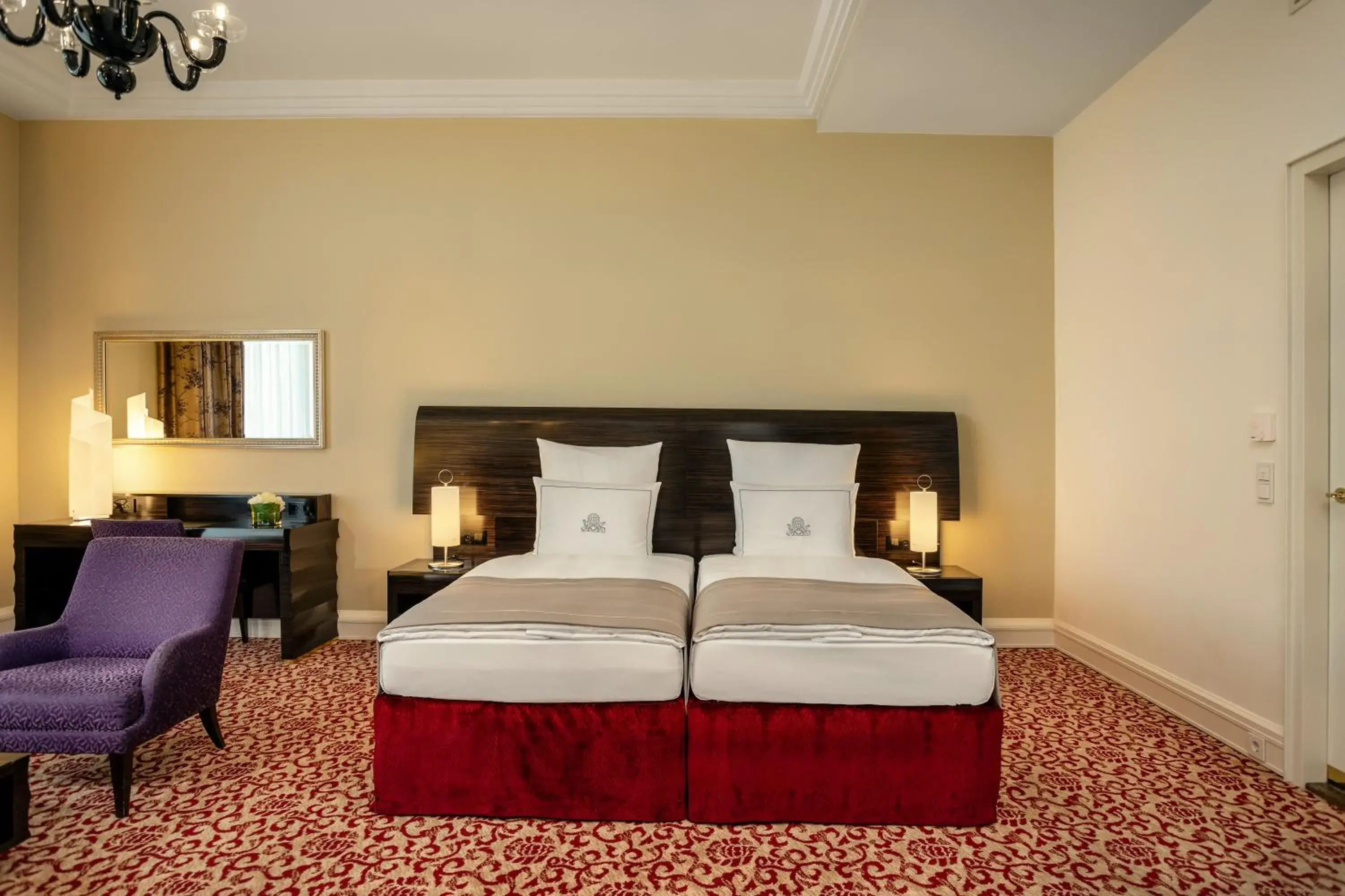 Junior Suite Lake View, Suite, 2 Twin/Single Bed(s) in Hotel Atlantic Hamburg, Autograph Collection Junior Suite Lake View, Suite, 2 Twin/Single Bed(s) in Hotel Atlantic Hamburg, Autograph Collection