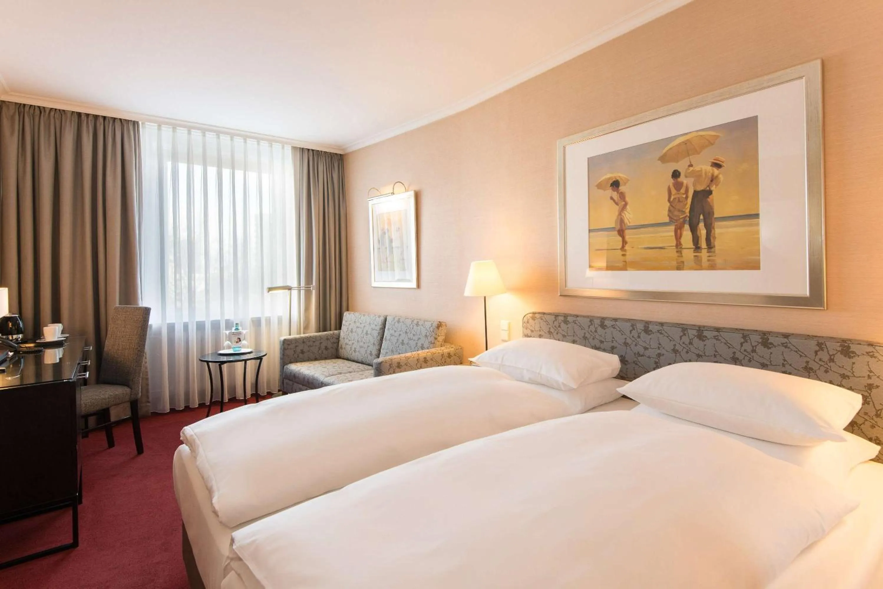 Bedroom, Bed in Best Western Plus Hotel St. Raphael