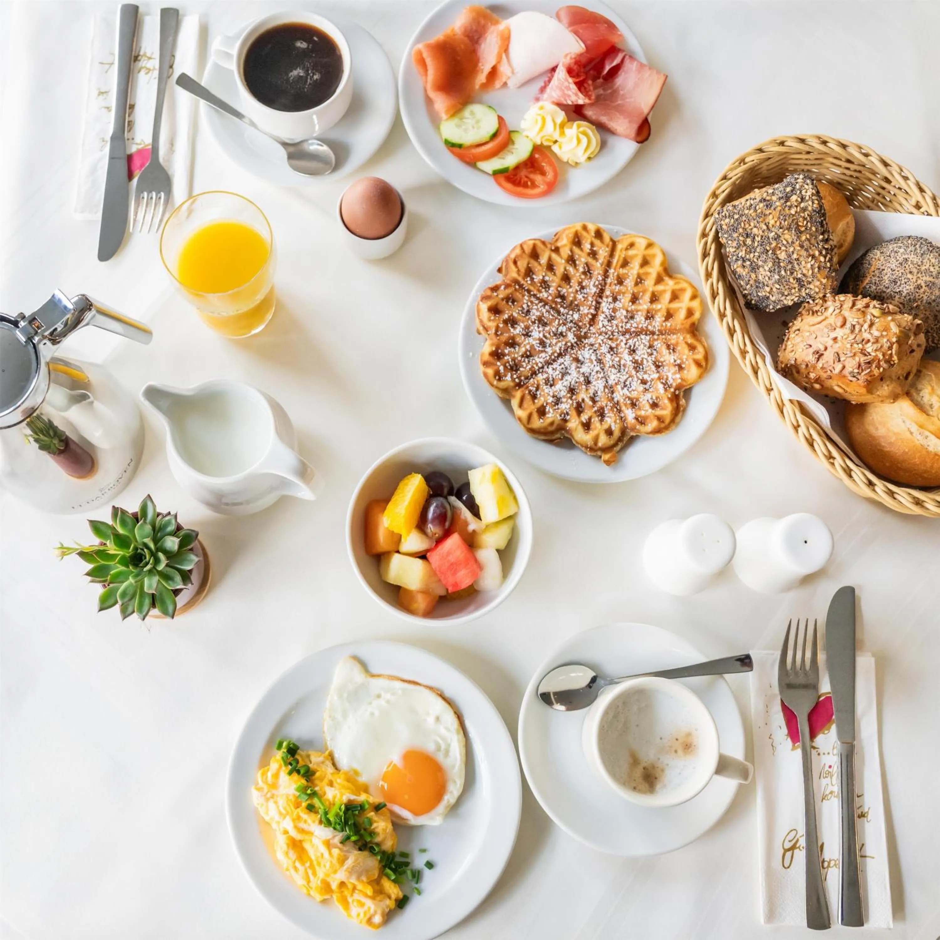 Breakfast in Best Western Hotel Hamburg International