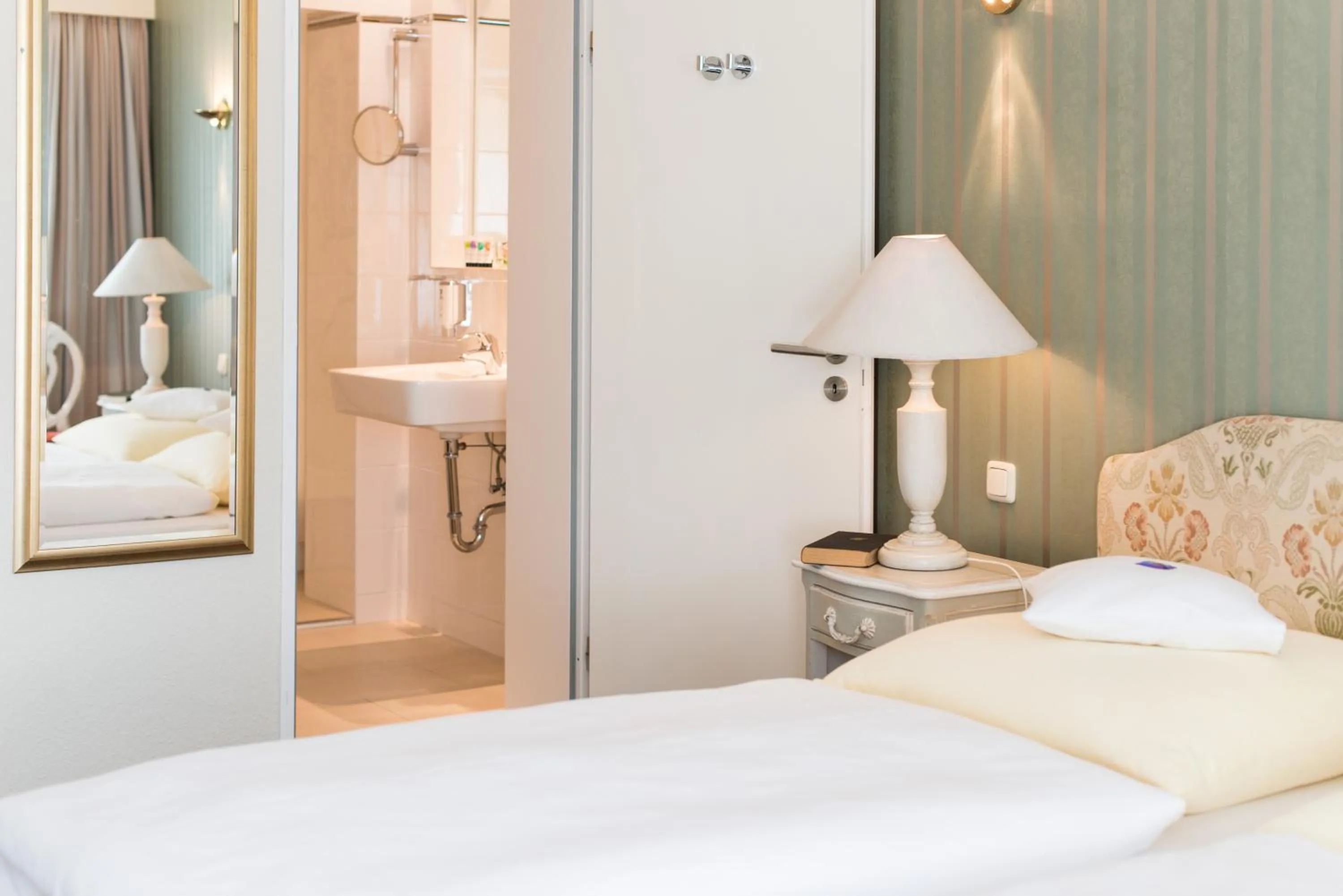 Bedroom, Bed in Seehotel Frankenhorst - BW Signature Collection