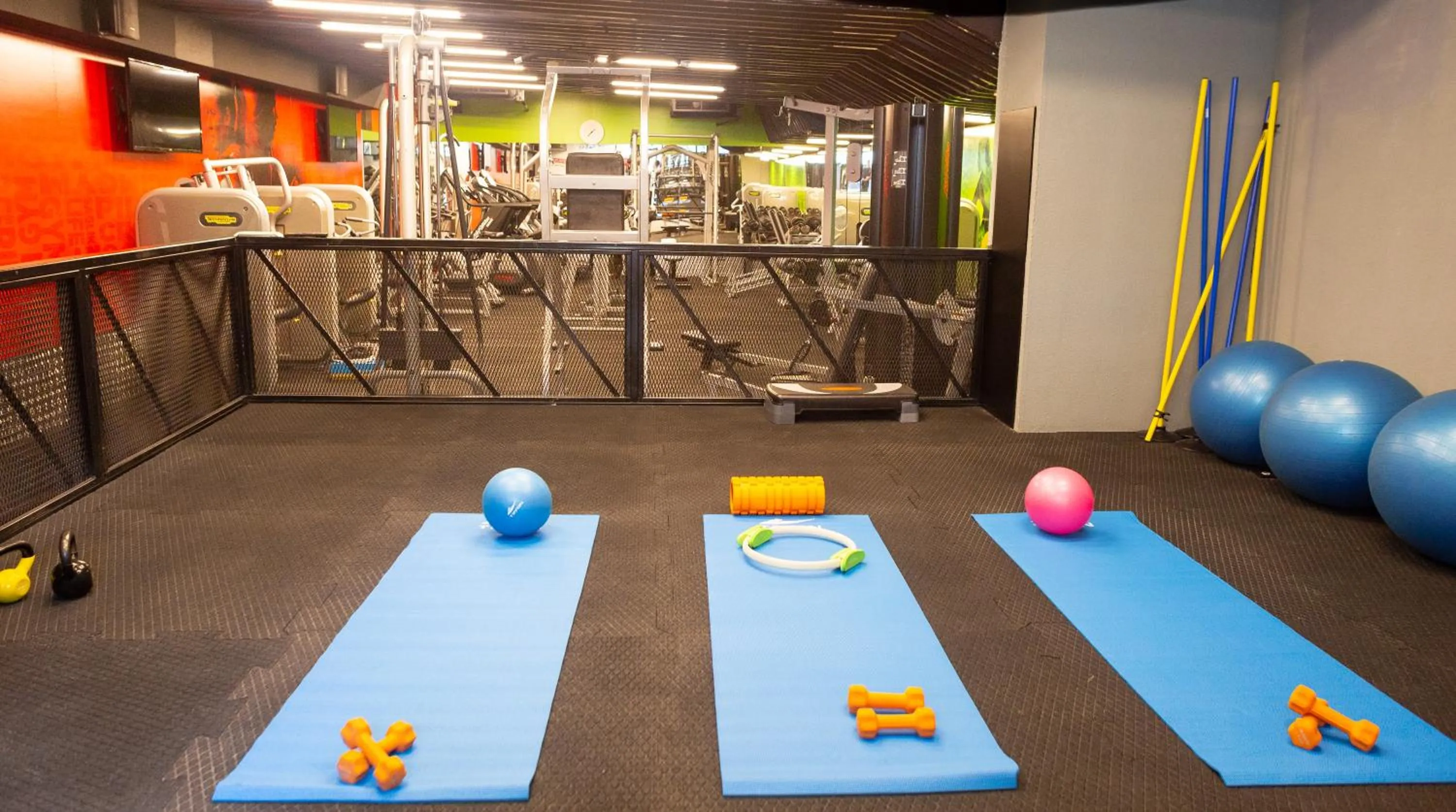 Fitness centre/facilities in Alan Suites