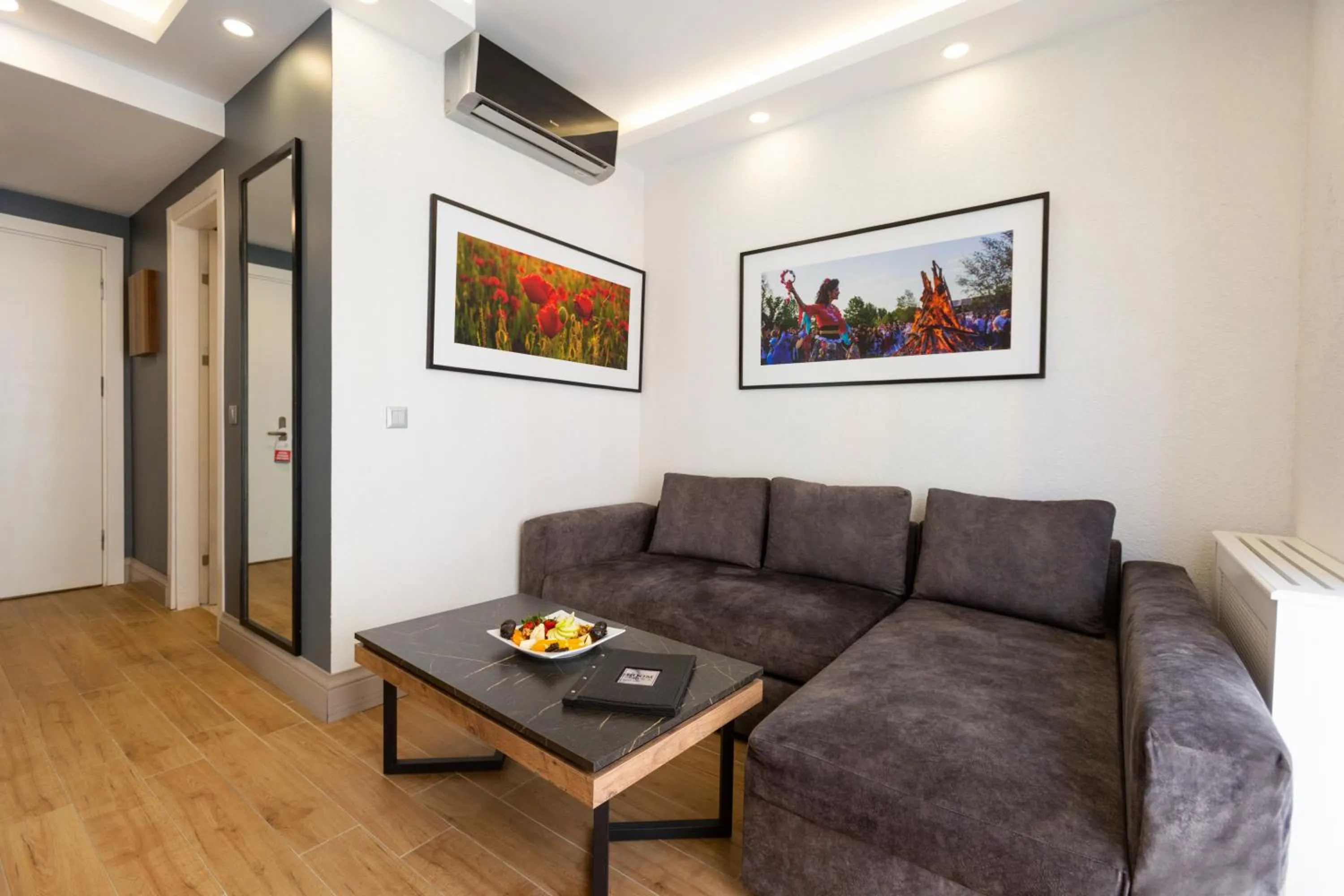 Living room in Alan Suites