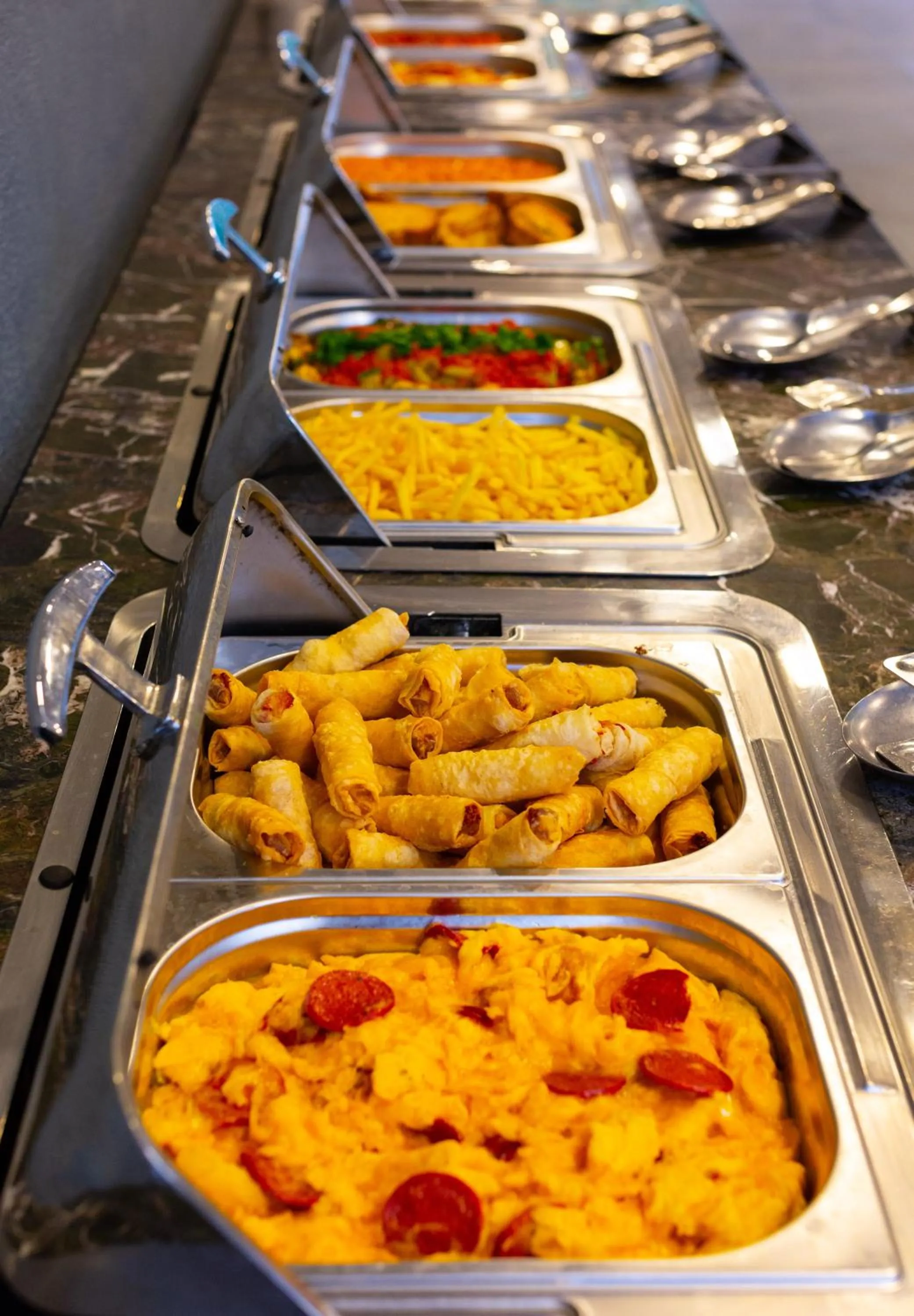 Breakfast in Alan Suites