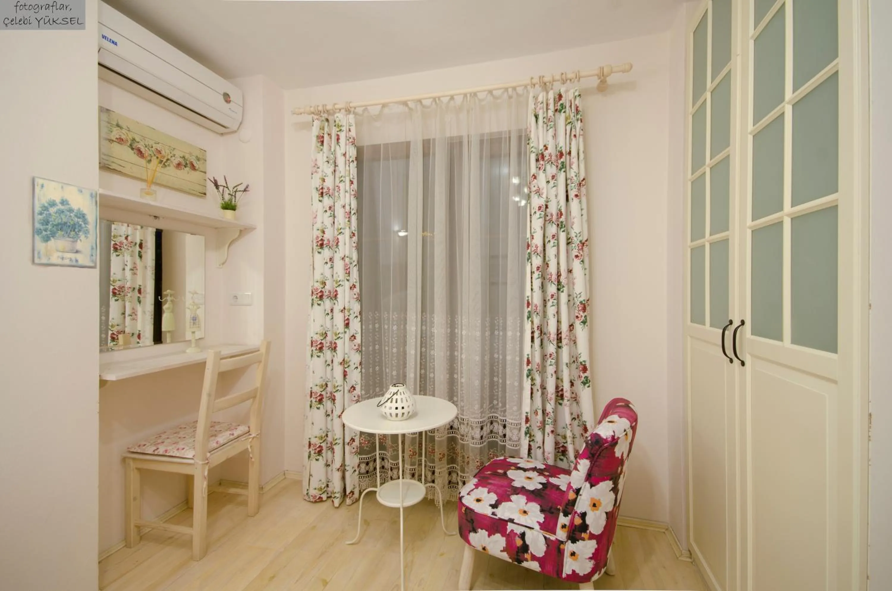 Decorative detail, Bed in Ağva Piassa Otel