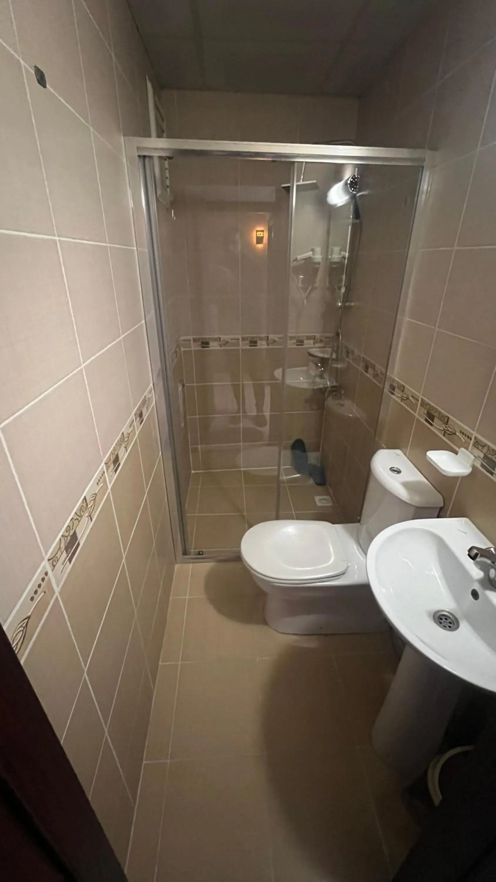 Shower in Hotel Ipekyolu