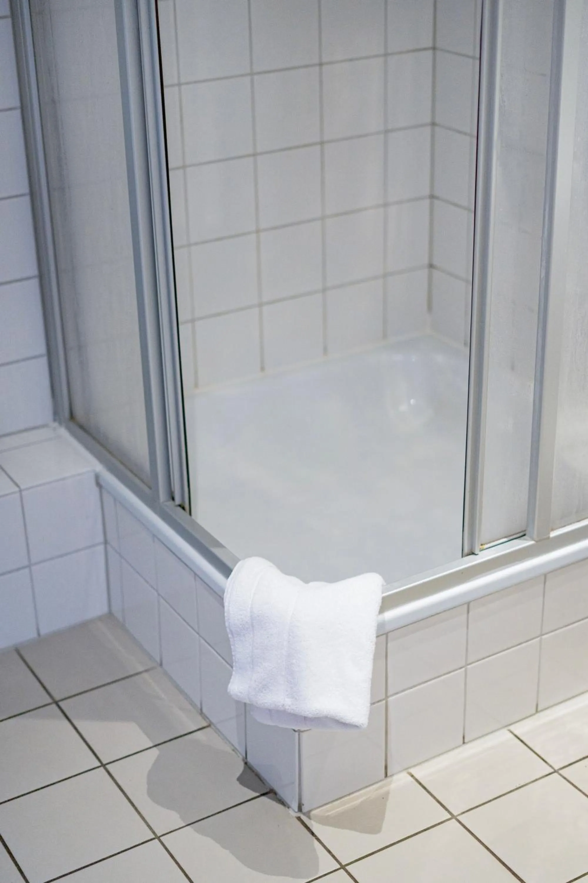 Bathroom in Self-Check-In Hotel Constantin