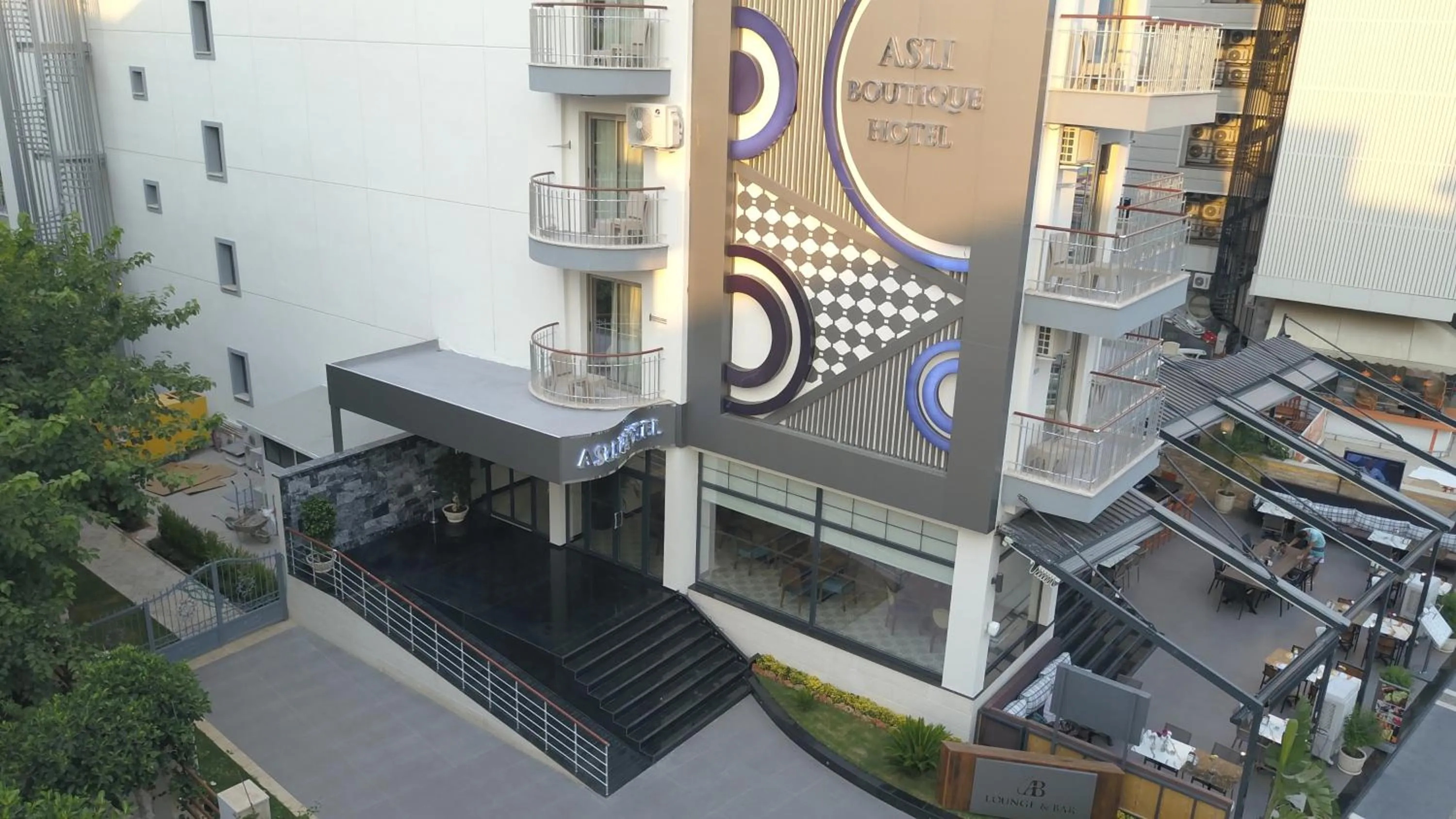 Facade/entrance in Asli Hotel